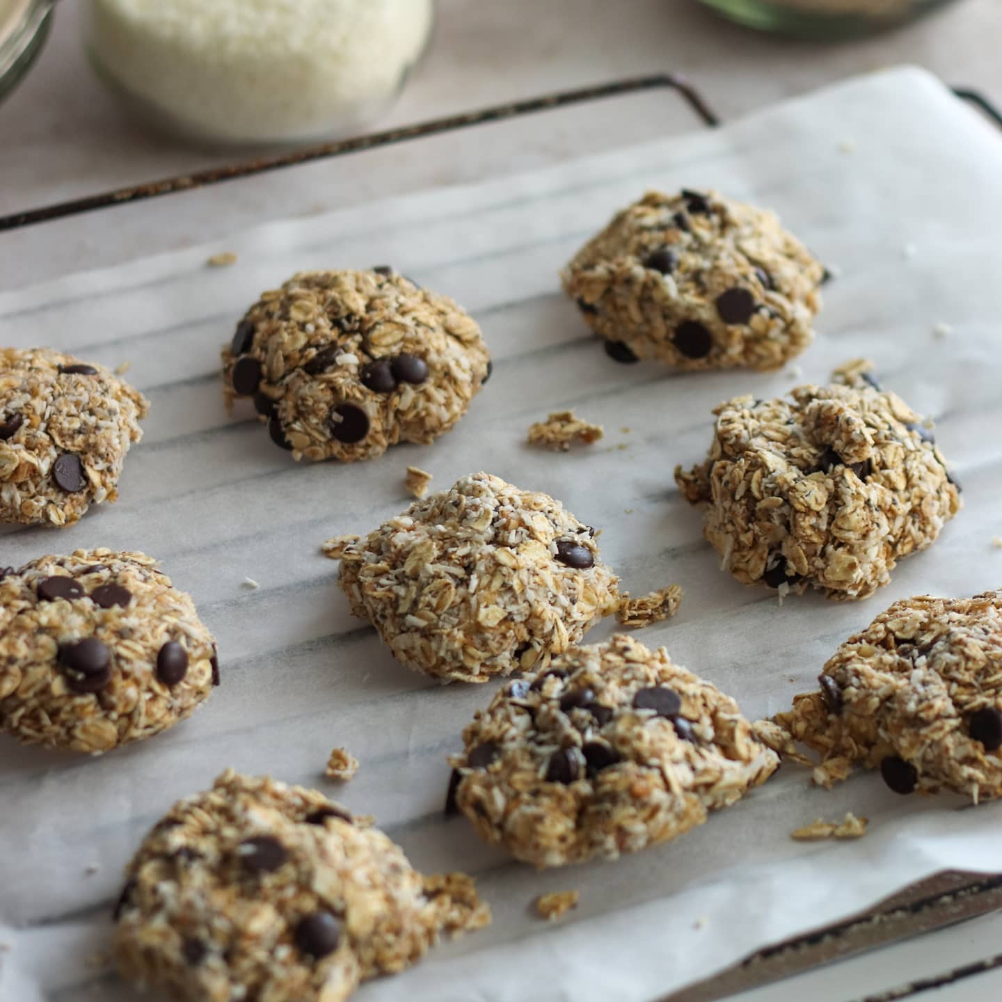 Oatmeal Banana Cookies with Chocolate and Spices