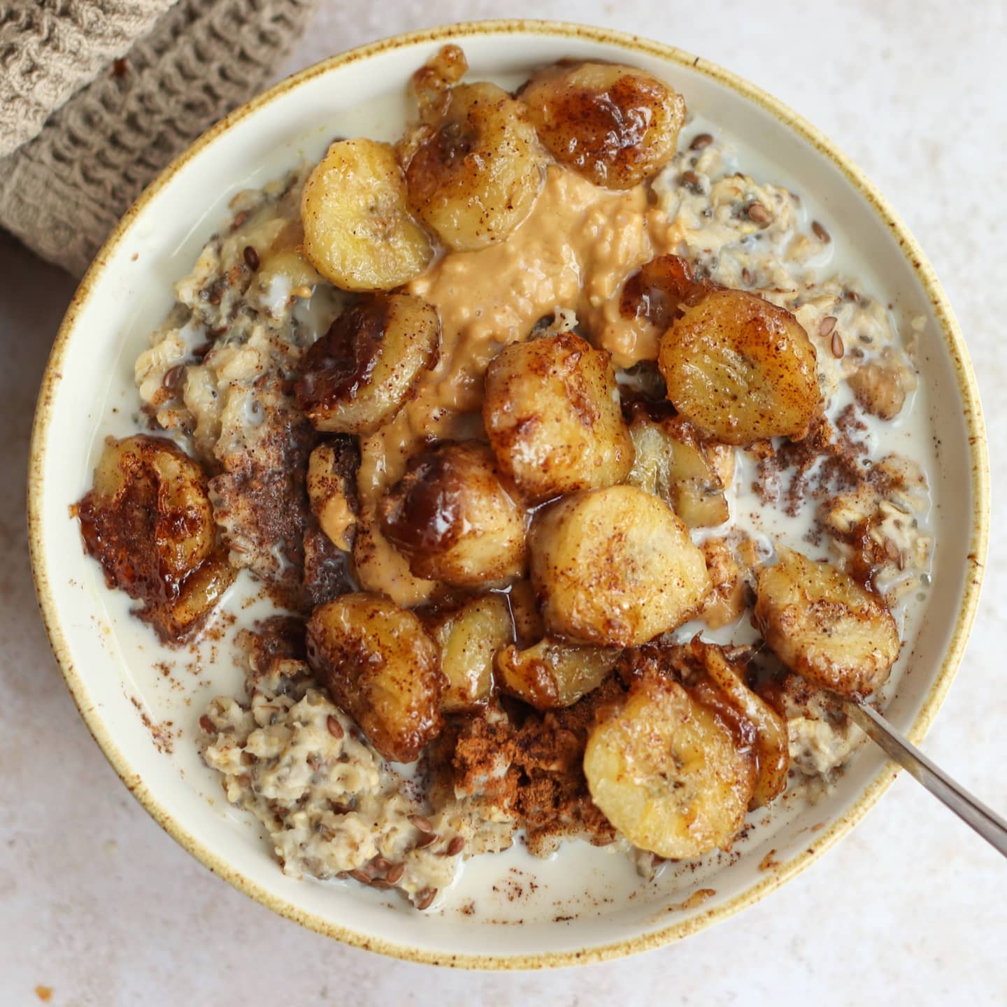 Banana Bread Oatmeal with Caramelized Banana