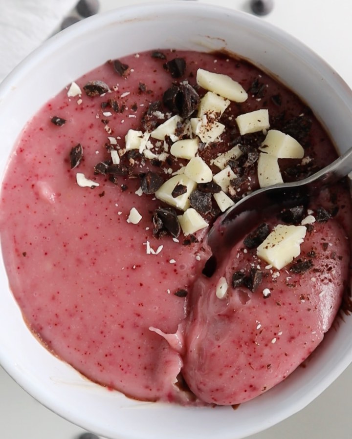 Neapolitan Overnight Oats