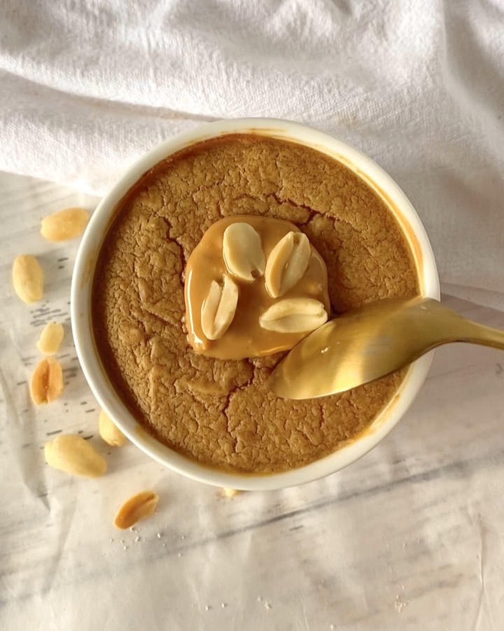 Easy Vegan Peanut Butter Baked Cheesecake