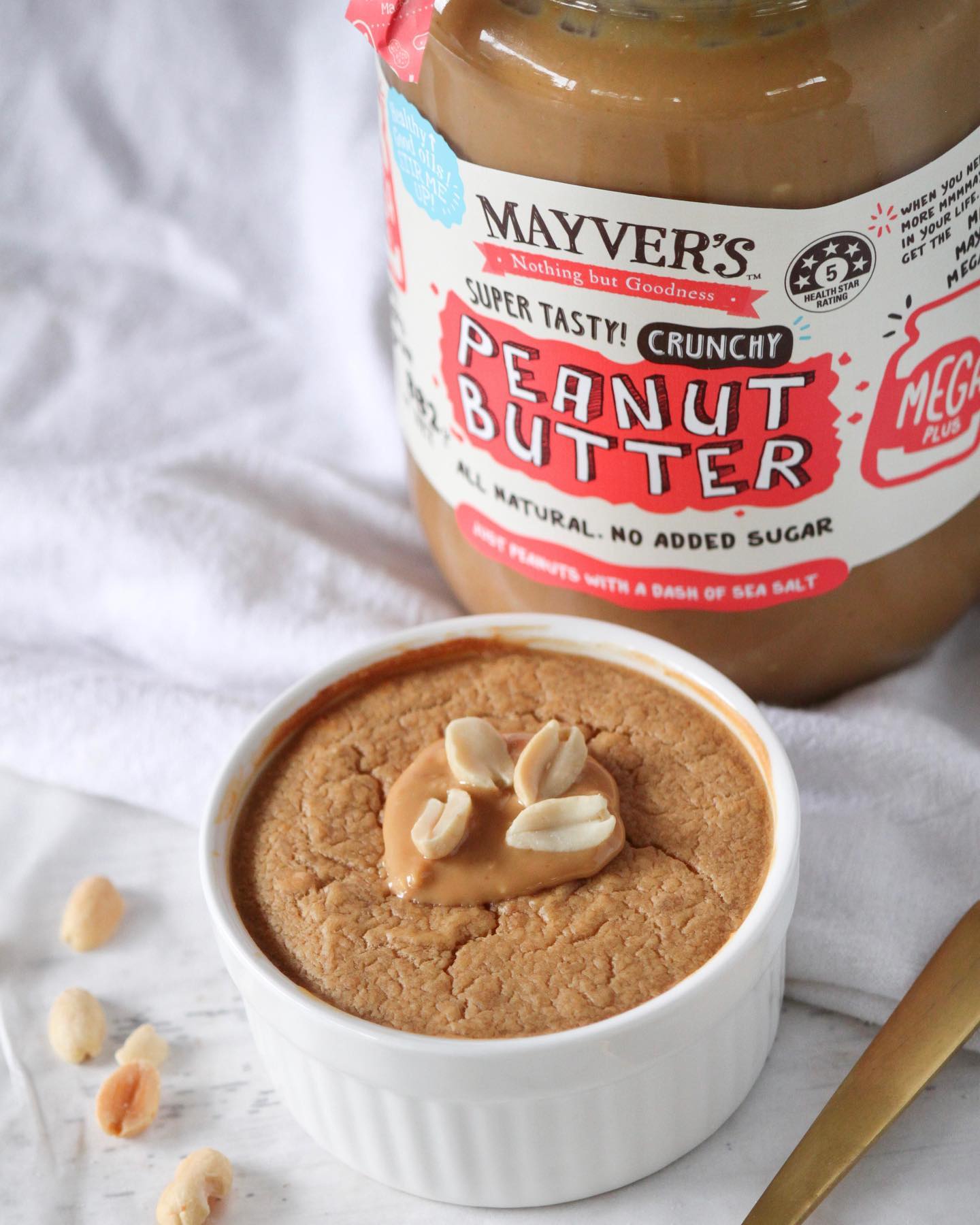Easy Vegan Peanut Butter Baked Cheesecake