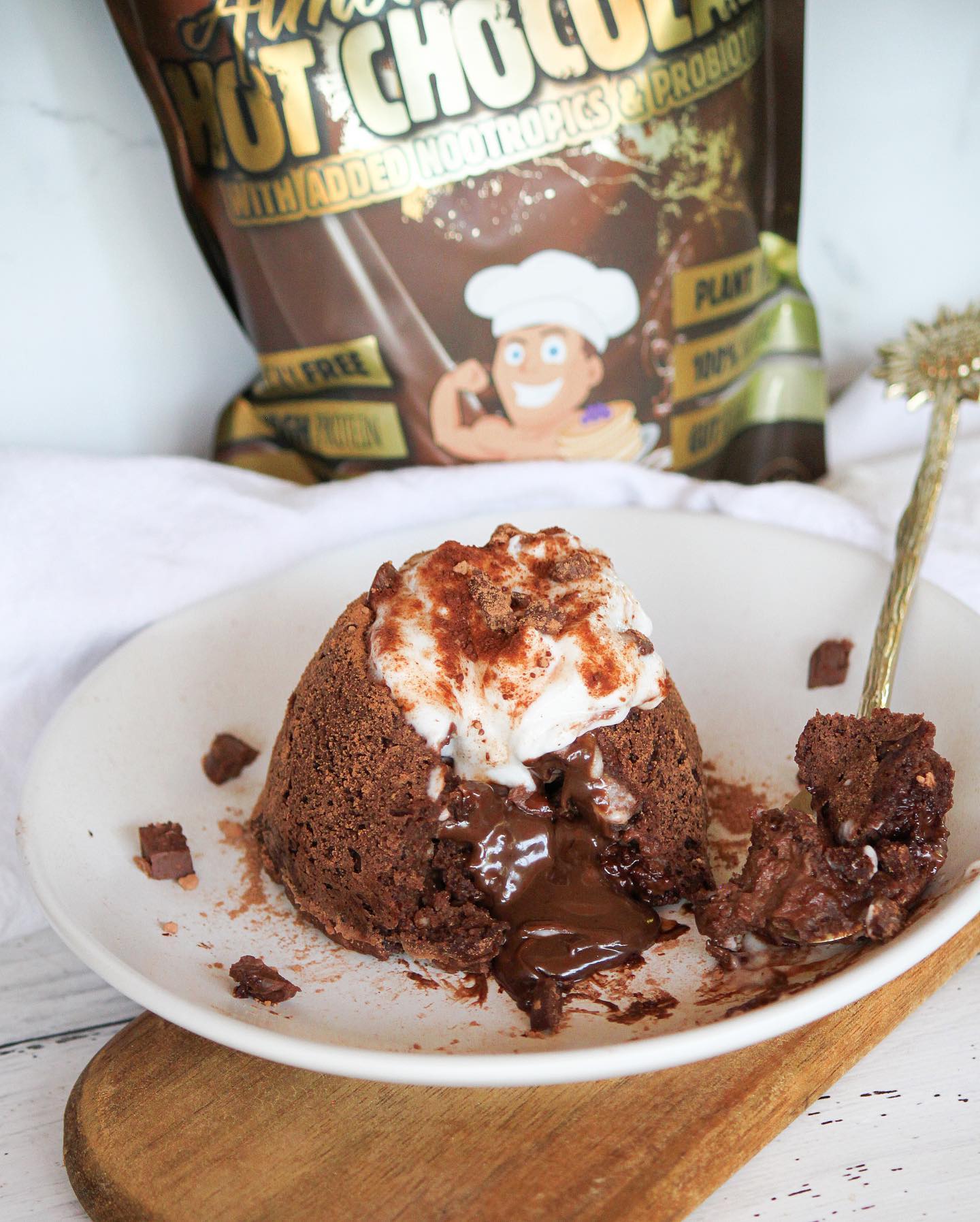 Single Serve Hot Chocolate Lava Baked Oats 🍫