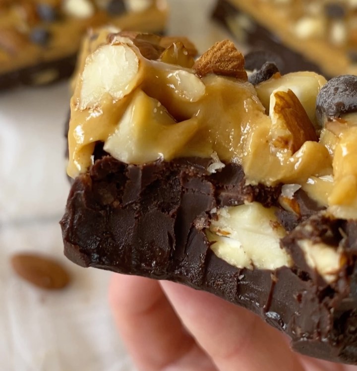 Chocolate Almond Fudge