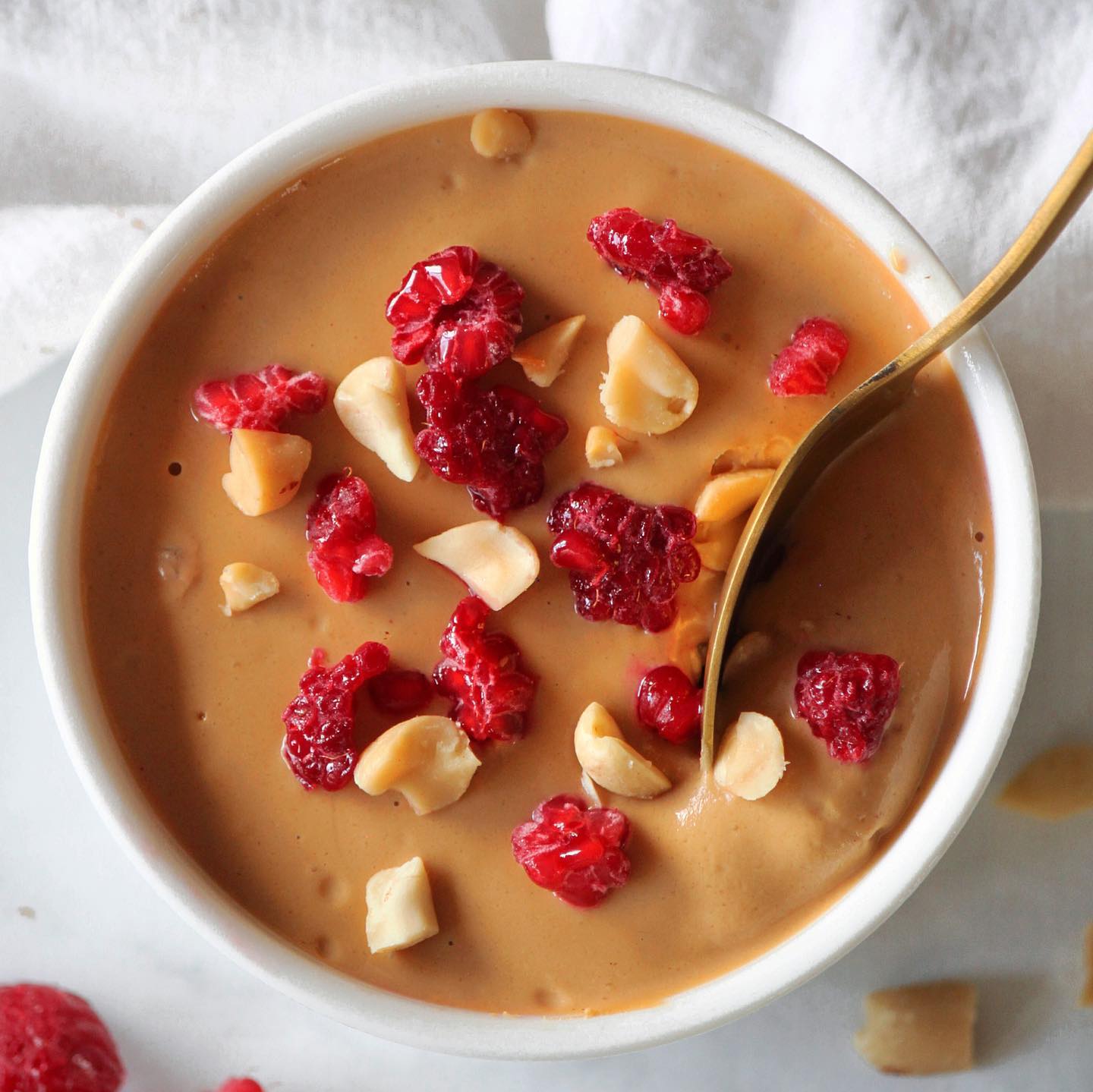 Peanut Butter Berry Overnight Oats