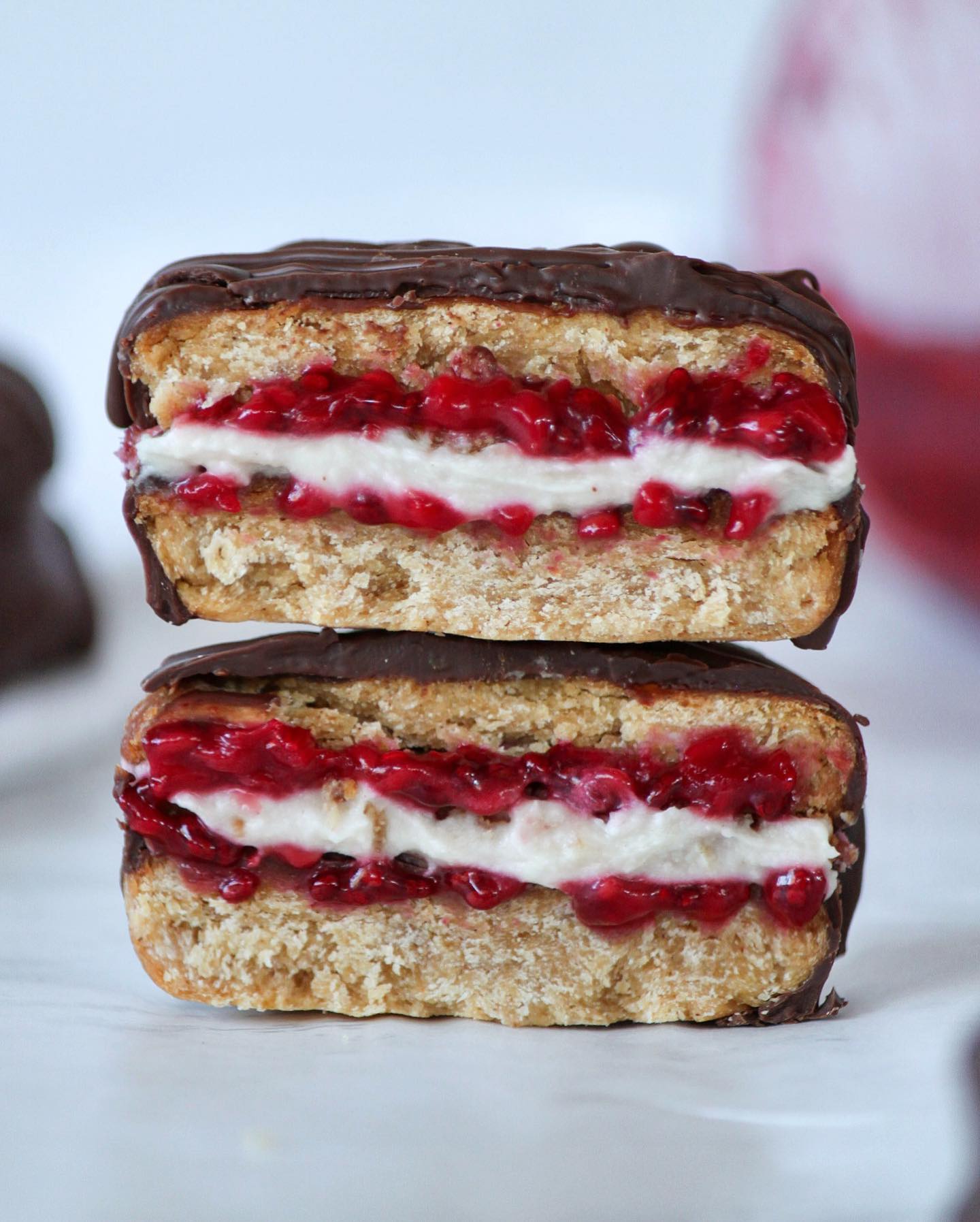 Vegan Wagon Wheels: Nostalgic Delights Reimagined 🌱🍪
