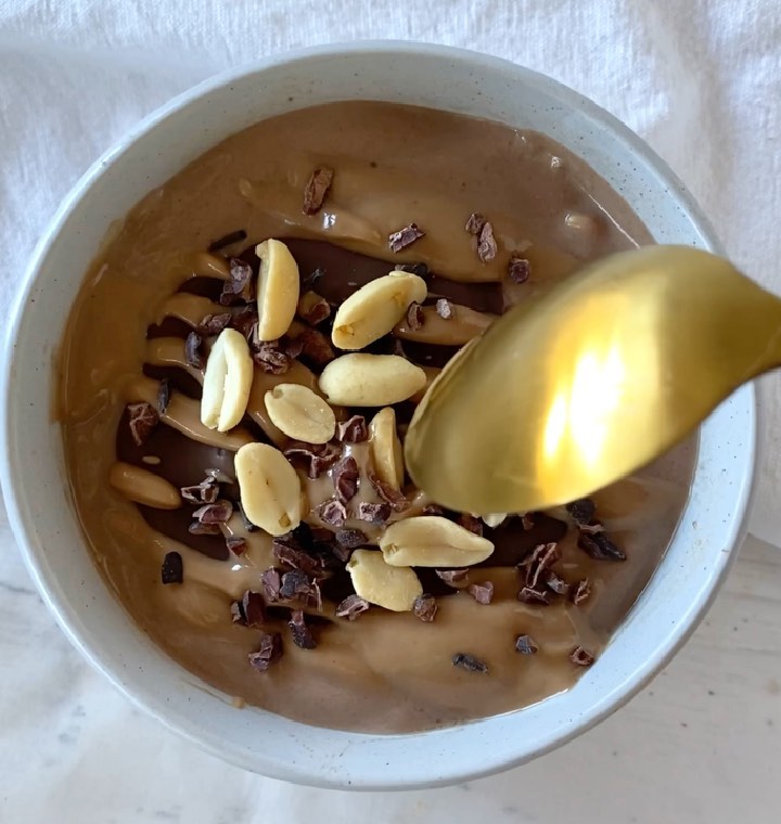 Chocolate Protein Overnight Oats