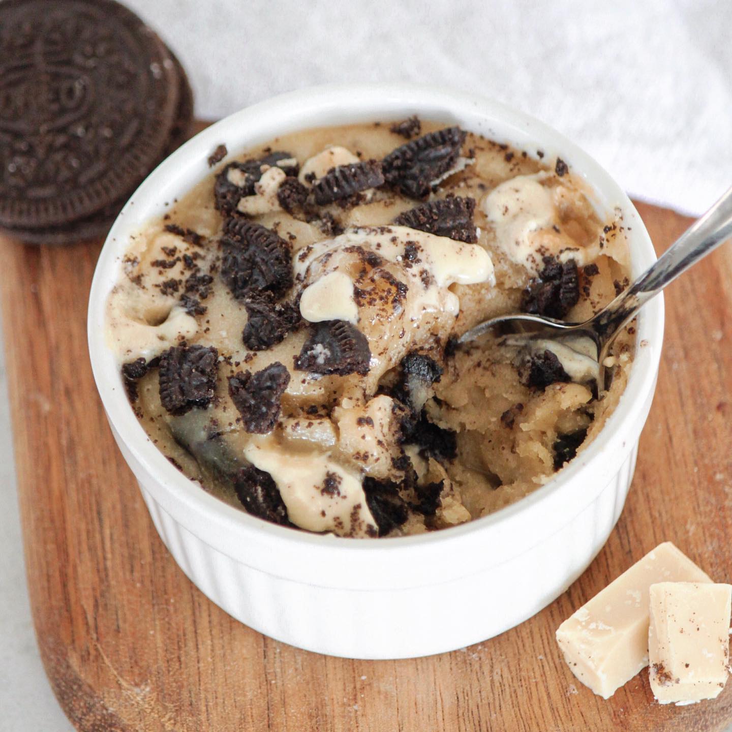 Single Serve Cookies and Cream Baked Oats