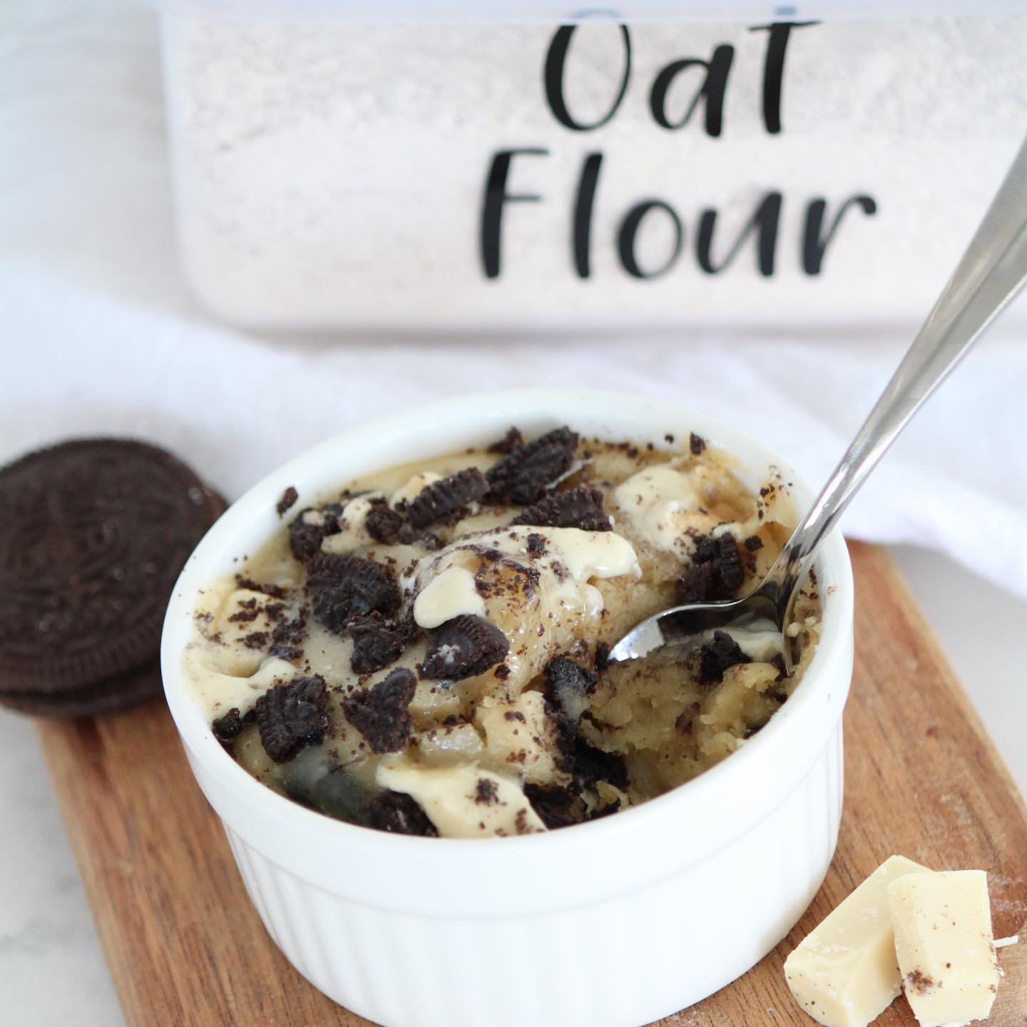 Single Serve Cookies and Cream Baked Oats