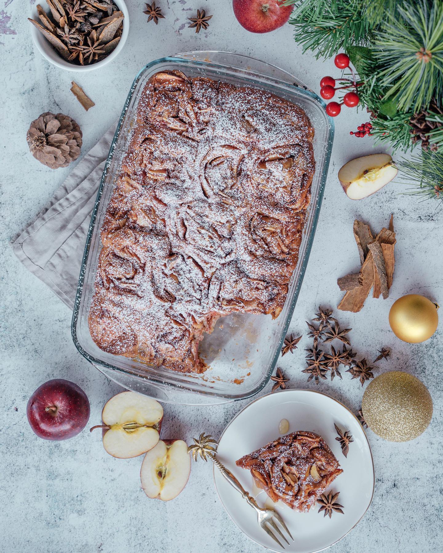 Baked Apple Cinnamon Rolls