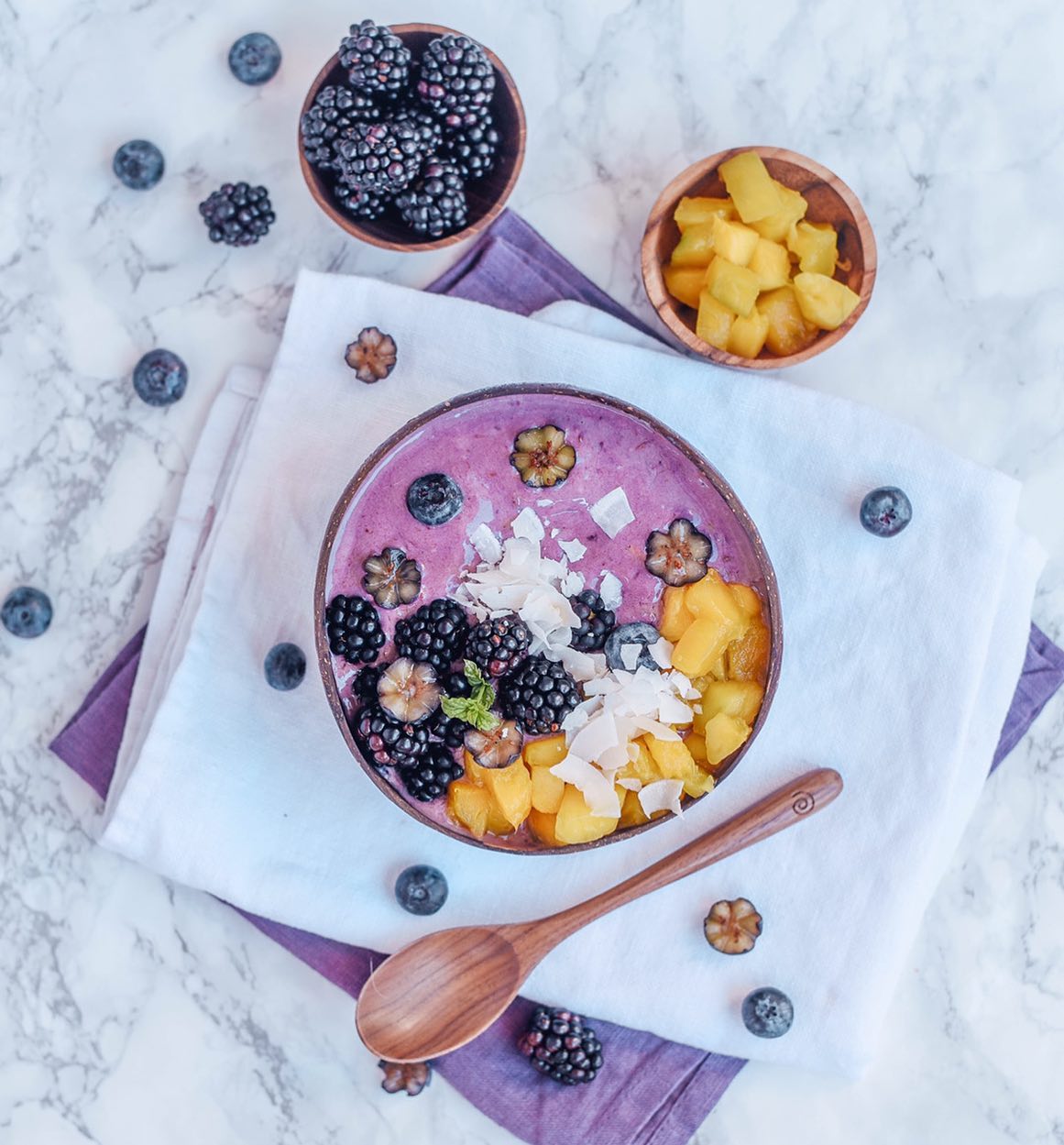Blueberry and Banana Smoothie Bowl