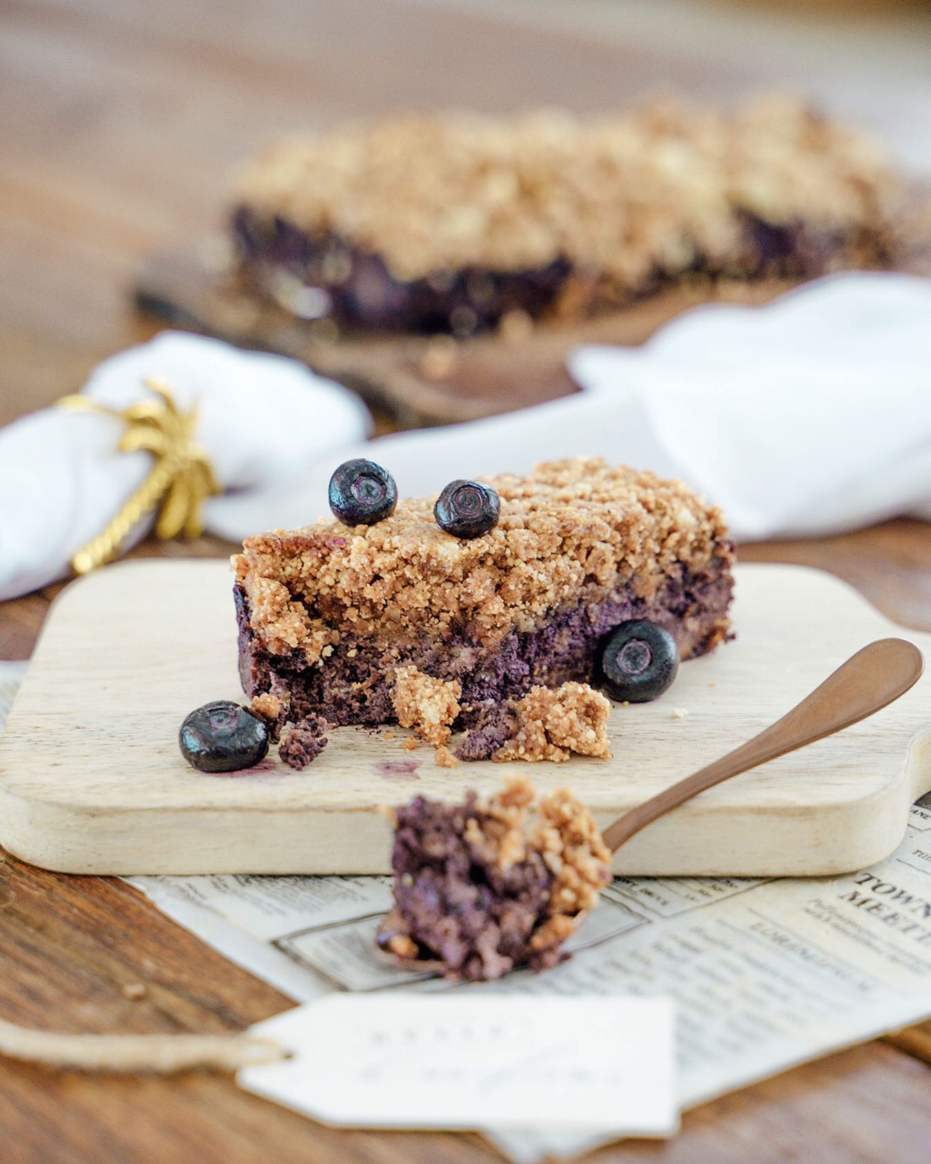 Paleo Vegan Blueberry Crumble