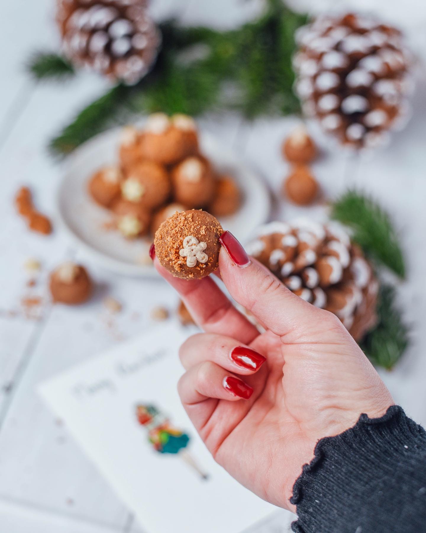 Easy No-Bake Speculoos Balls