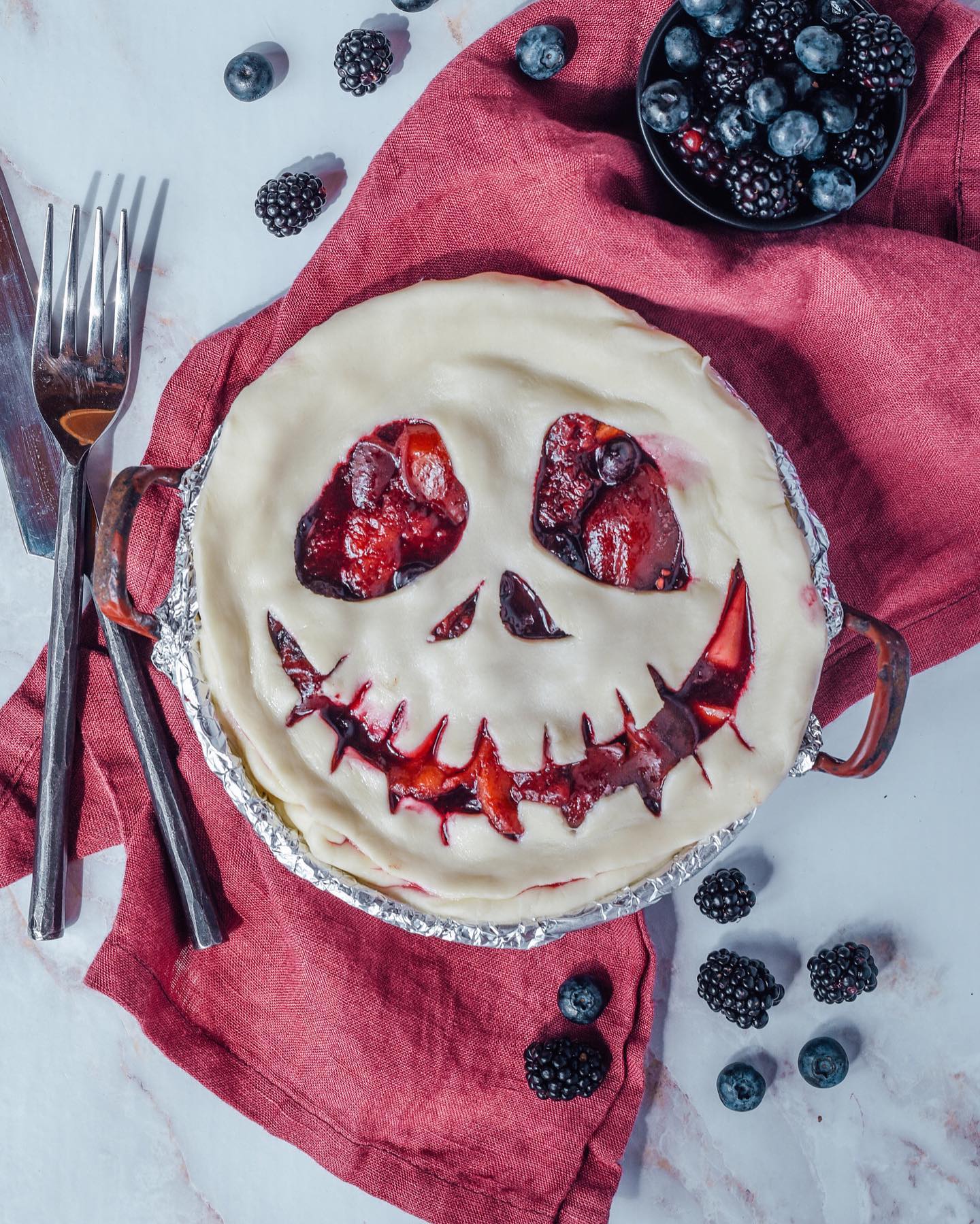 Easy Halloween Puff Pastry Pie