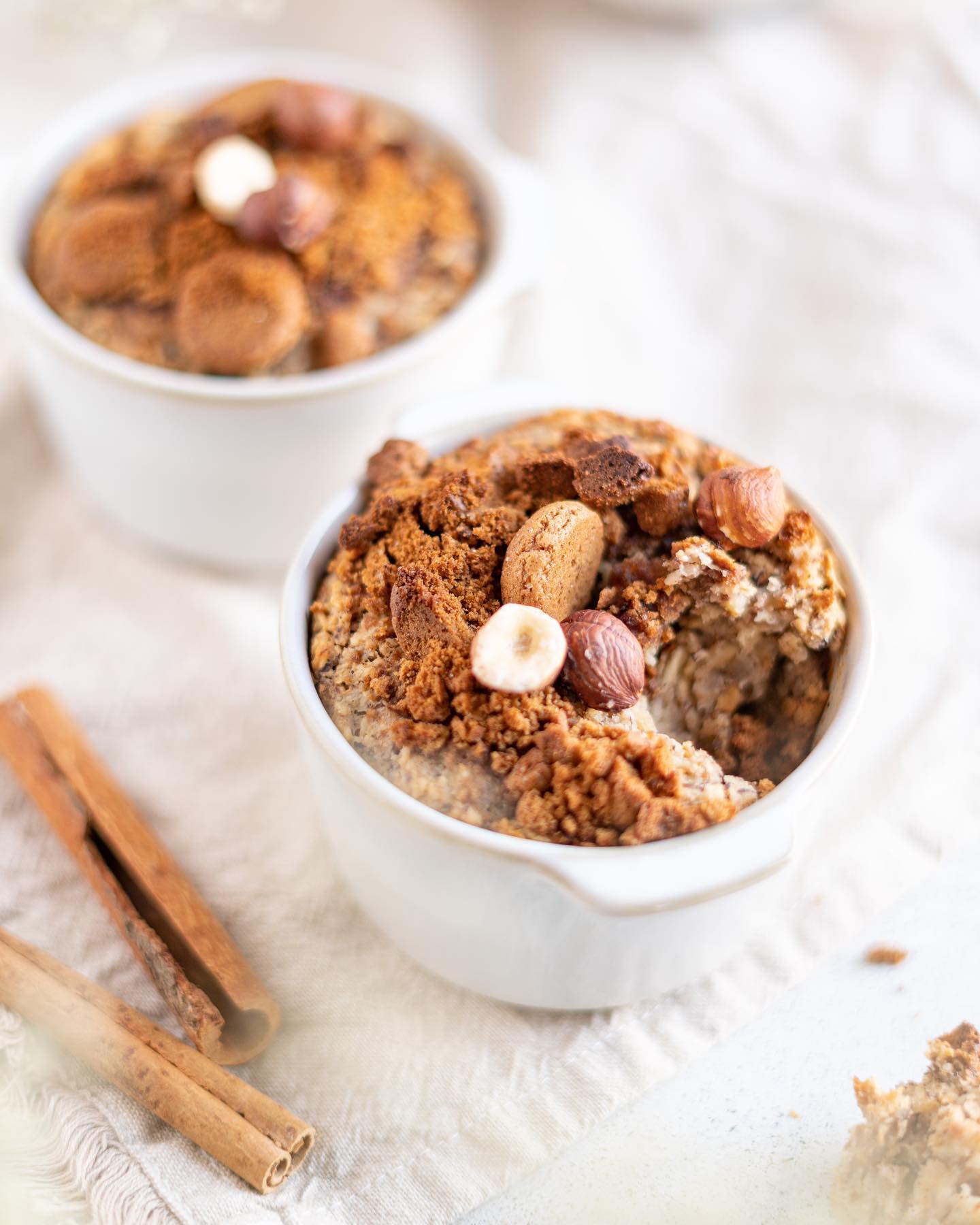 Hazelnut Cinnamon Baked Oatmeal with Crumble
