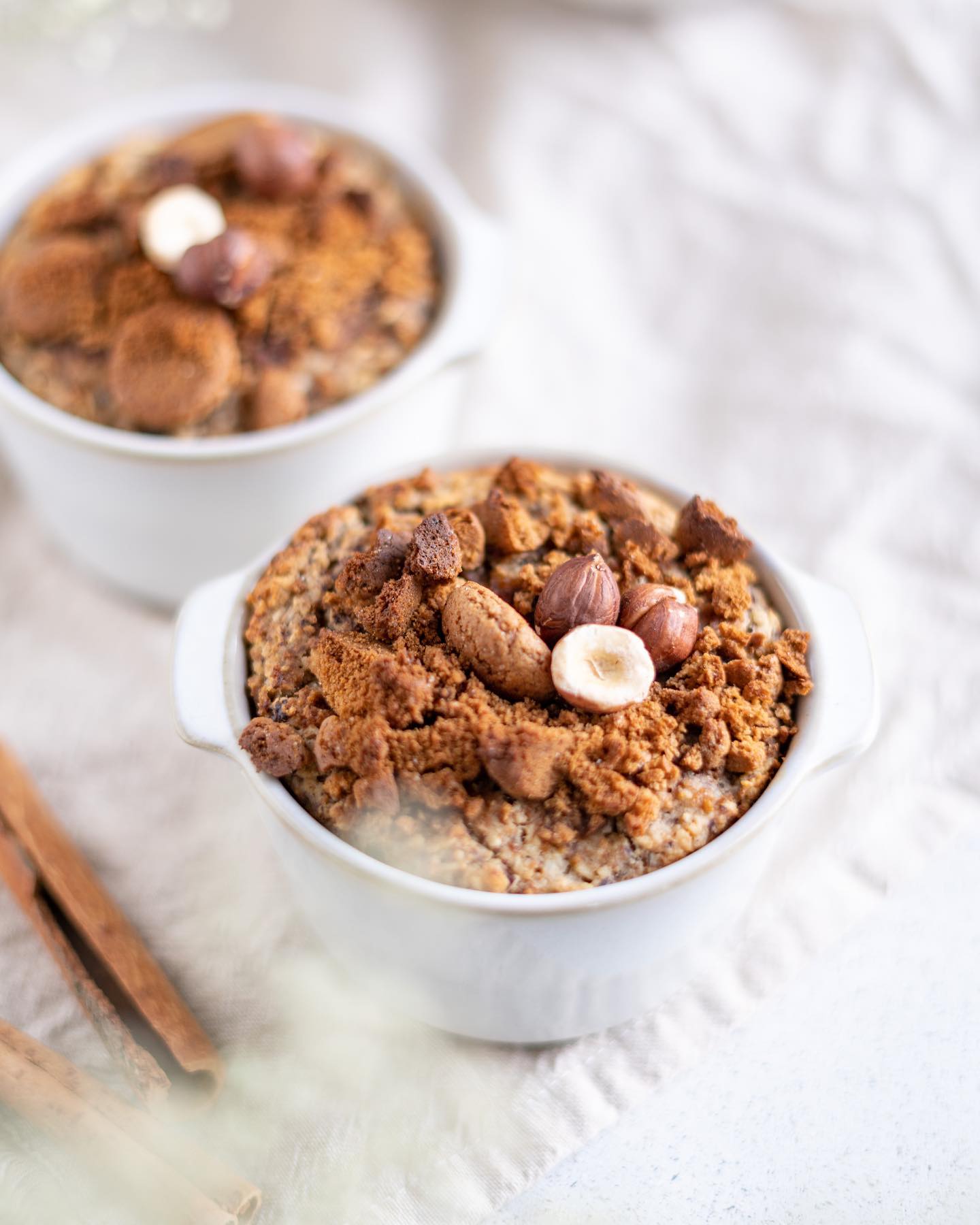 Hazelnut Cinnamon Baked Oatmeal with Crumble