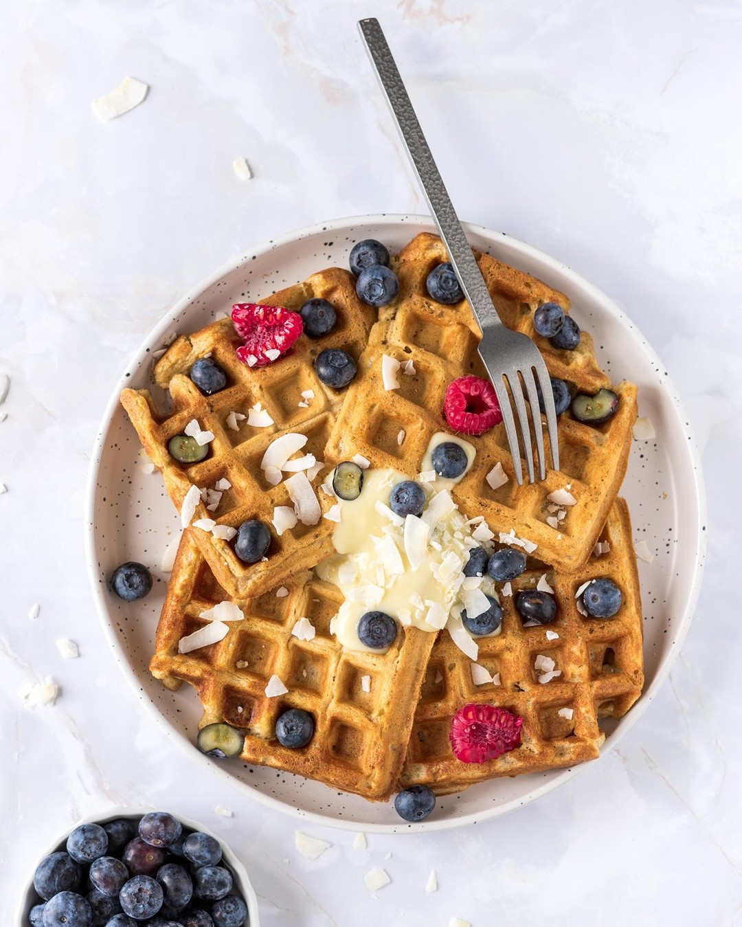 Fluffy and Crunchy Vegan Waffles