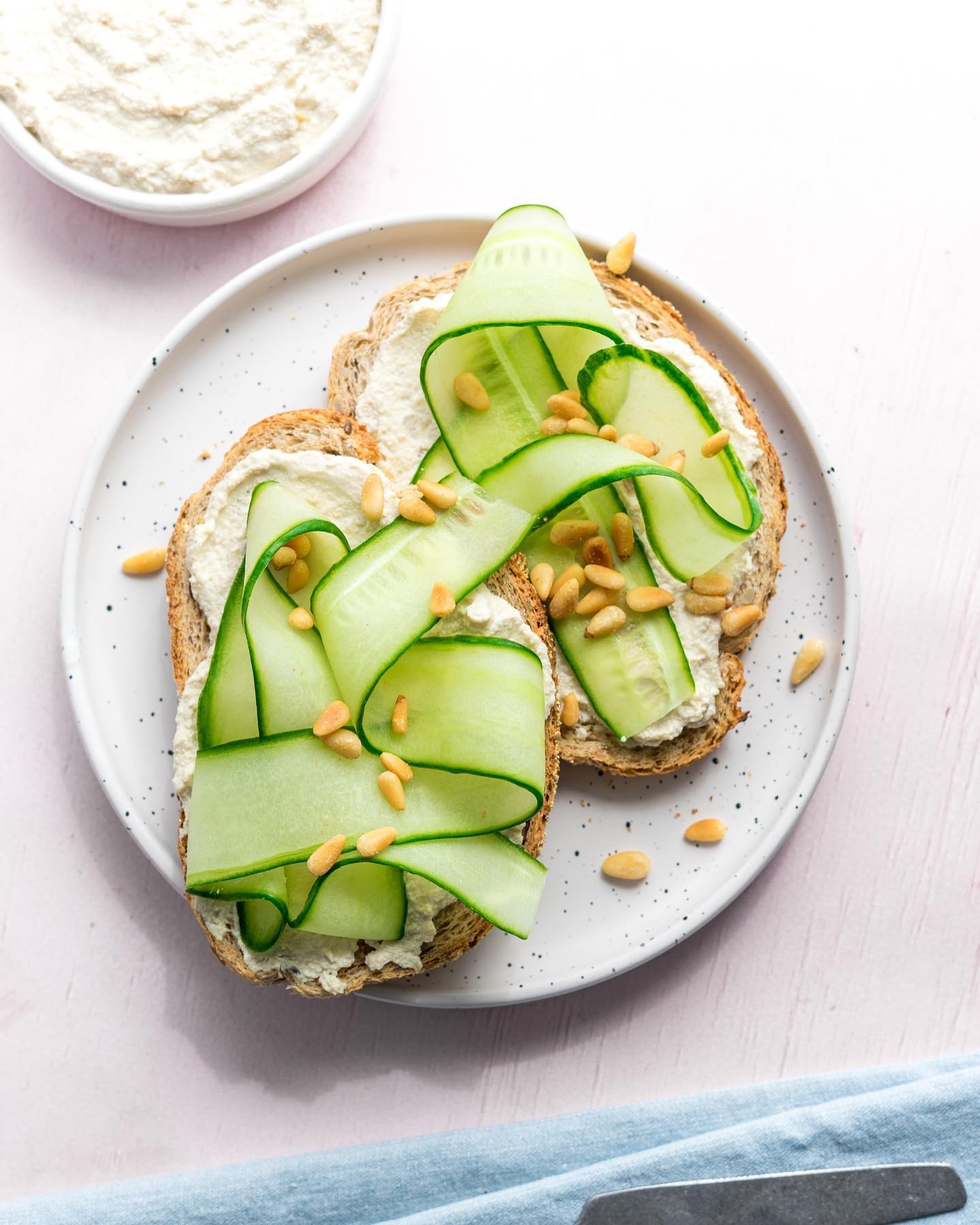 5-Ingredient Vegan Ricotta Spread