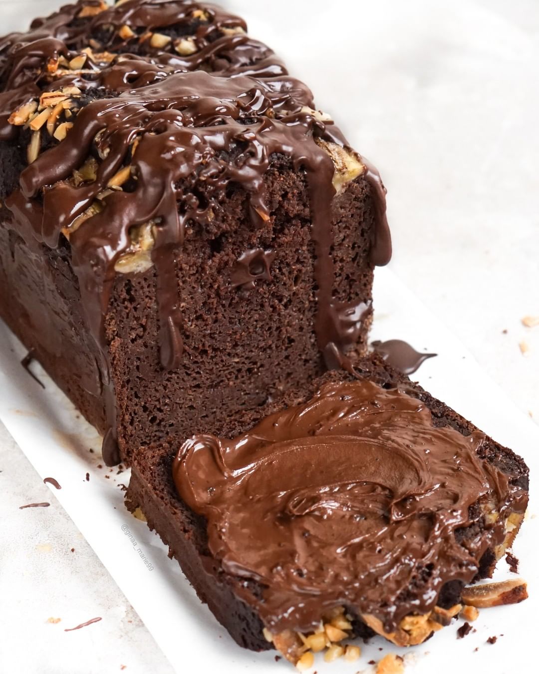 Healthy Vegan Chocolate Banana Bread