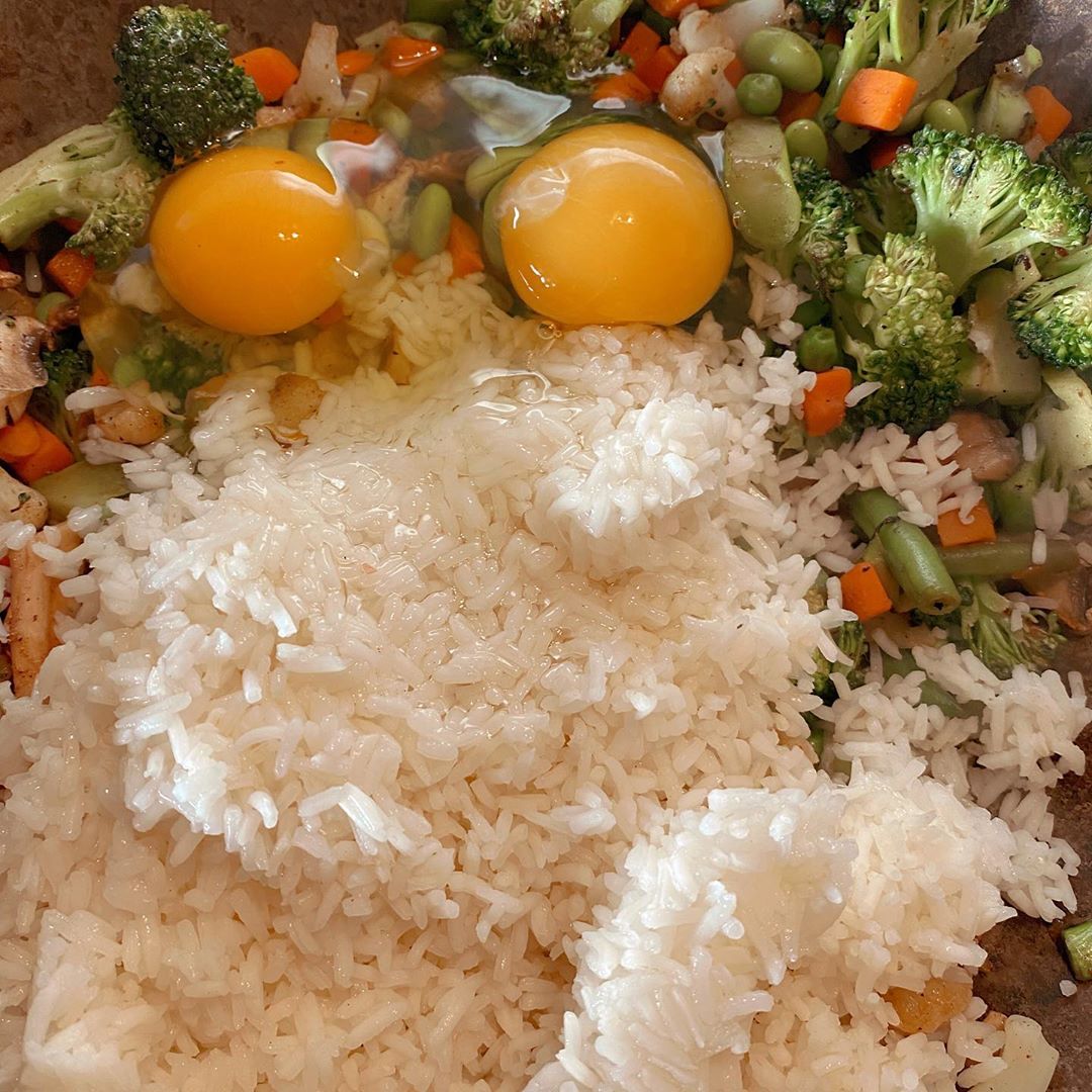 Easy Egg Fried Rice with Vegetables