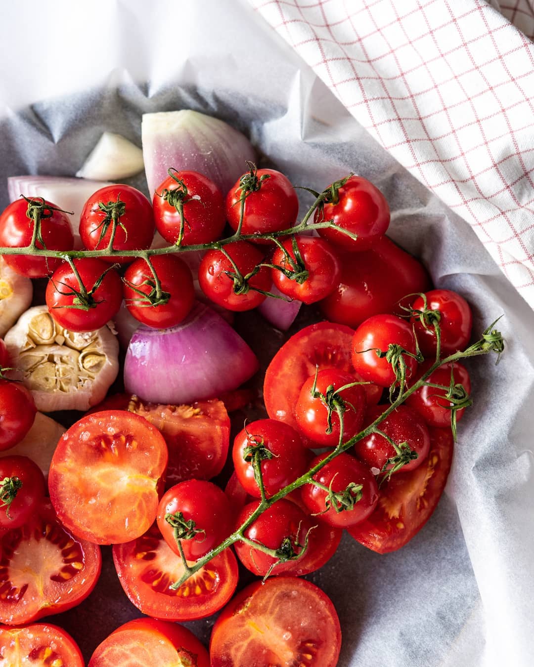 Roasted Tomato and Garlic Soup