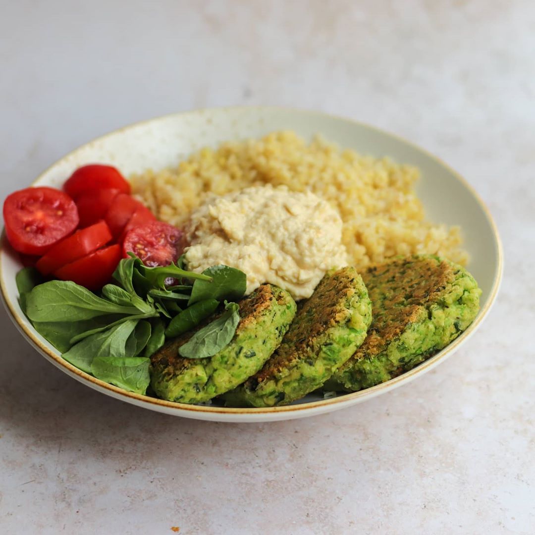Homemade Chickpea and Green Pea Burgers
