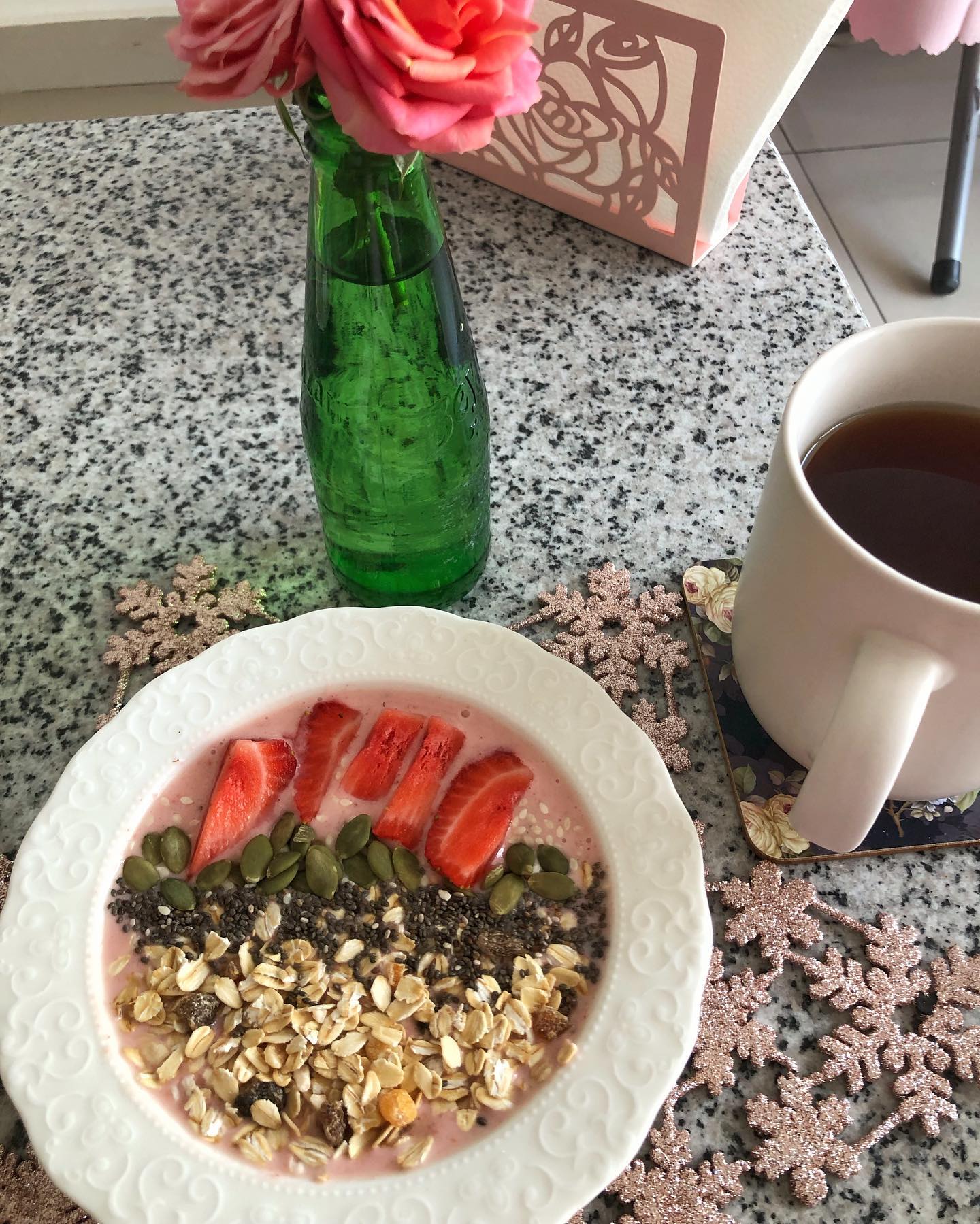 Vegan Strawberry Banana Yogurt Blend