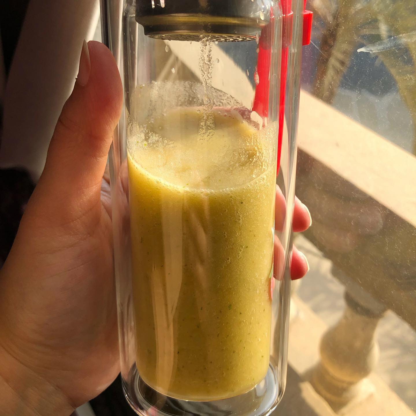 Refreshing Pineapple Wheatgrass Smoothie