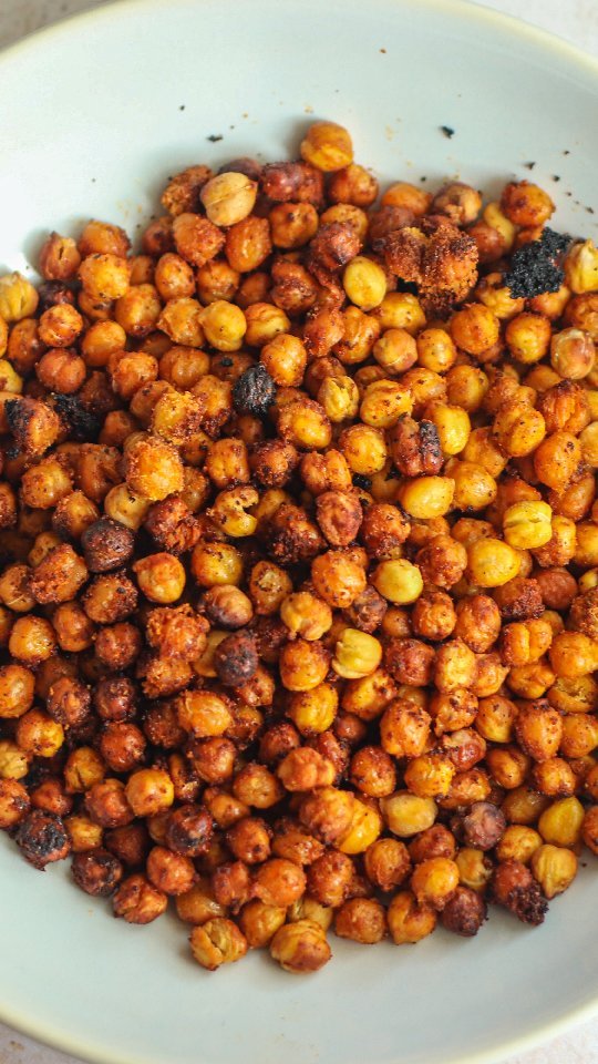 Easy Roasted Chickpeas Snack