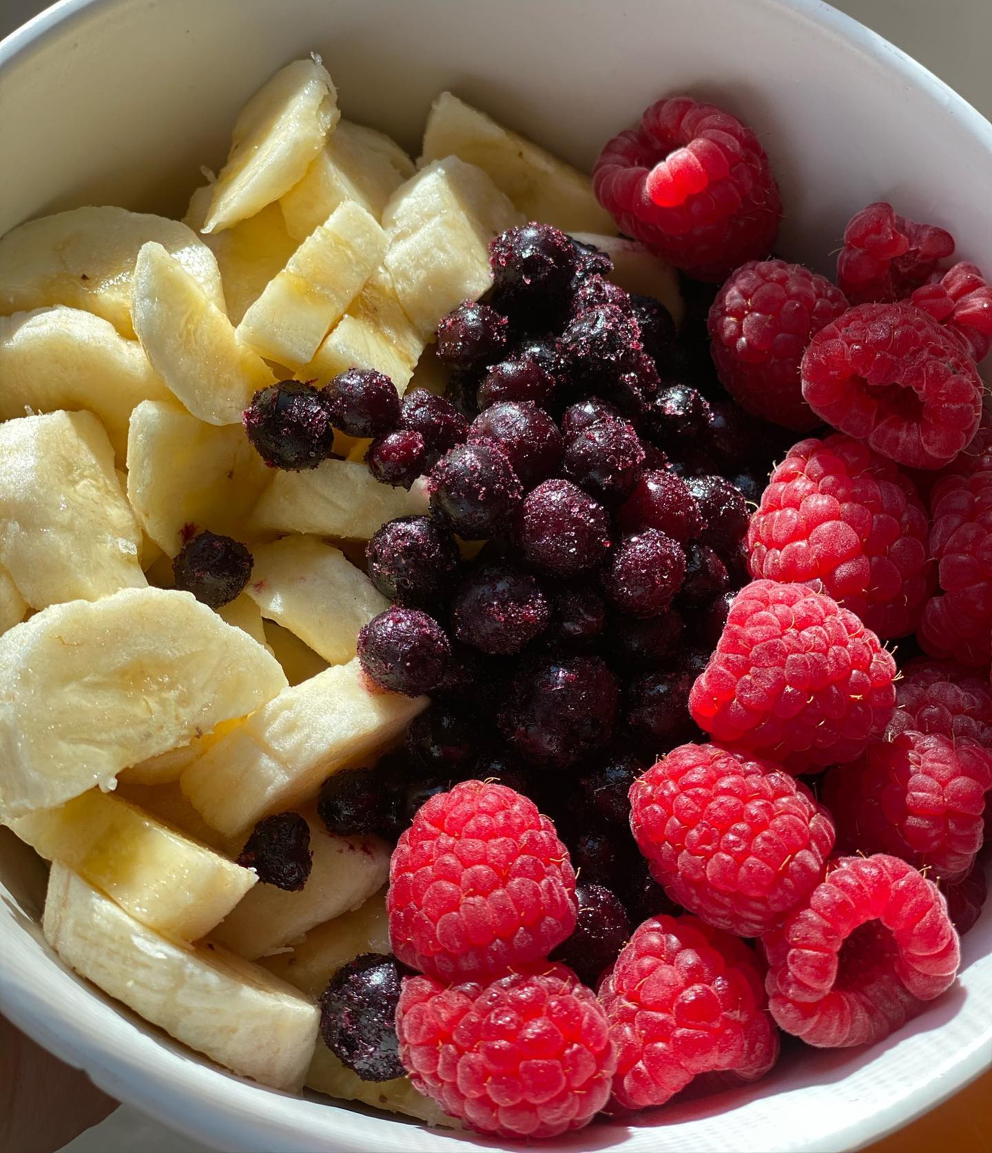 Simple Gluten-Free Fruity Oats Breakfast