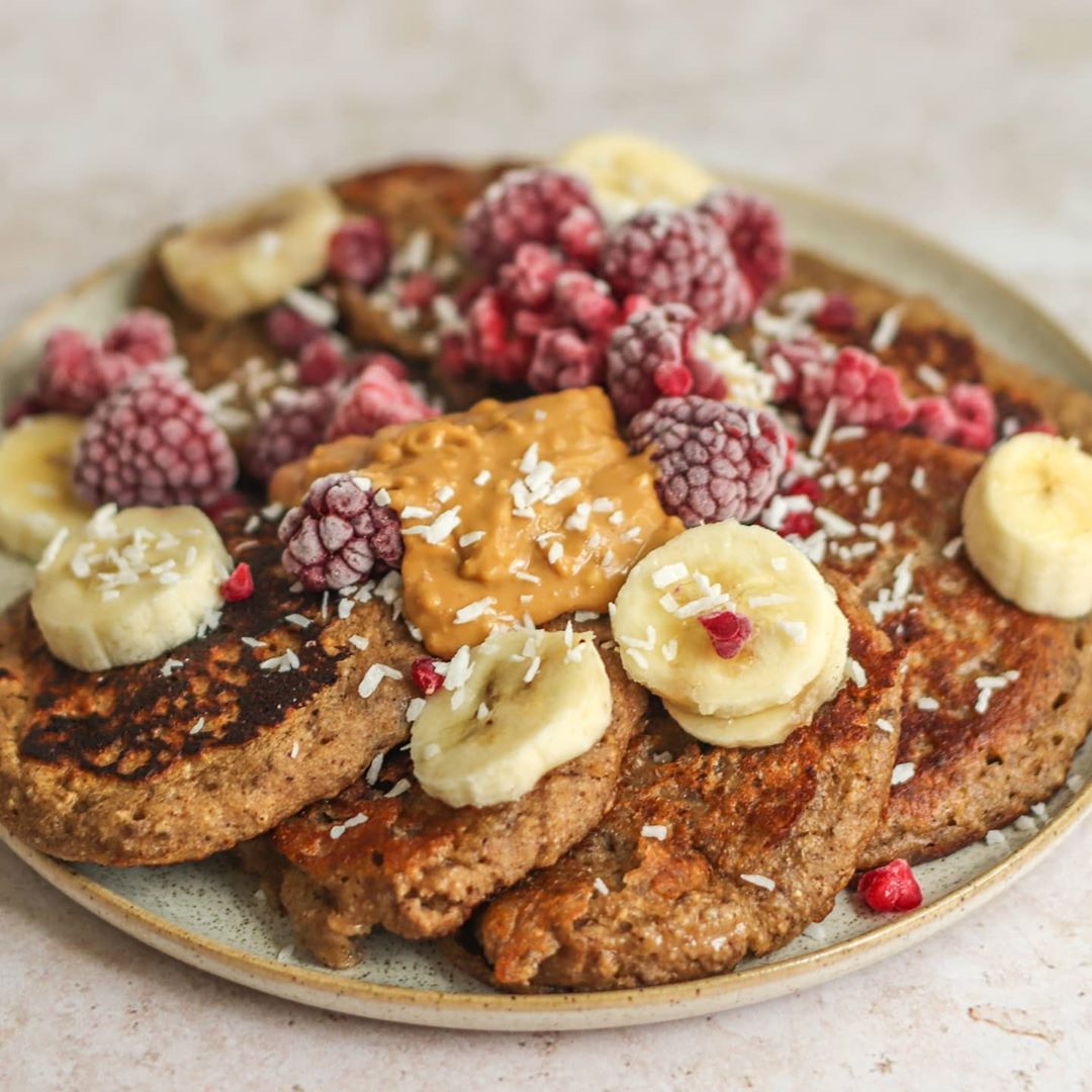Easy Banana Oatmeal Pancakes
