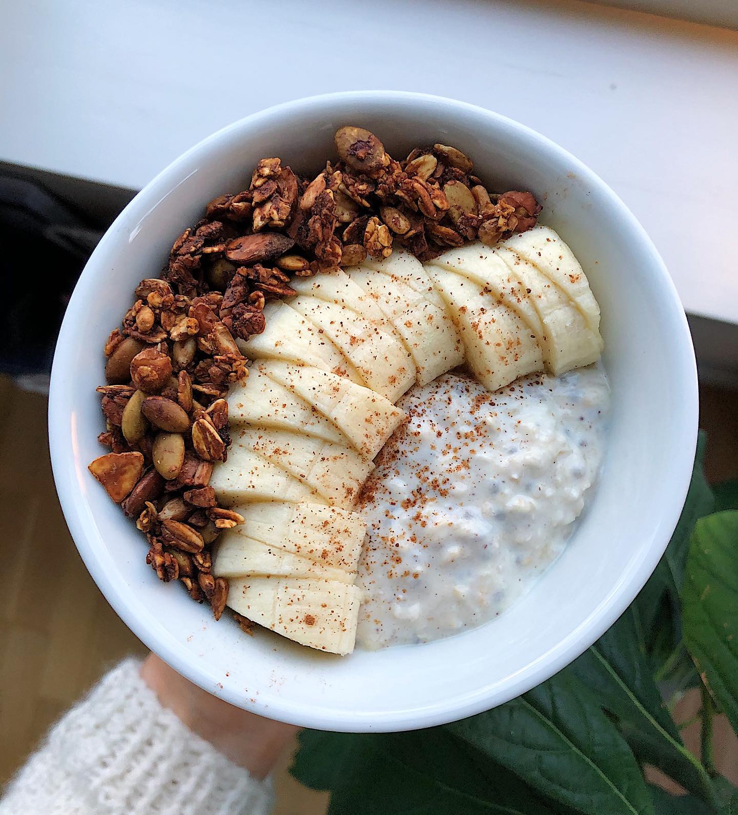 Simple Overnight Oats with Chia and Banana