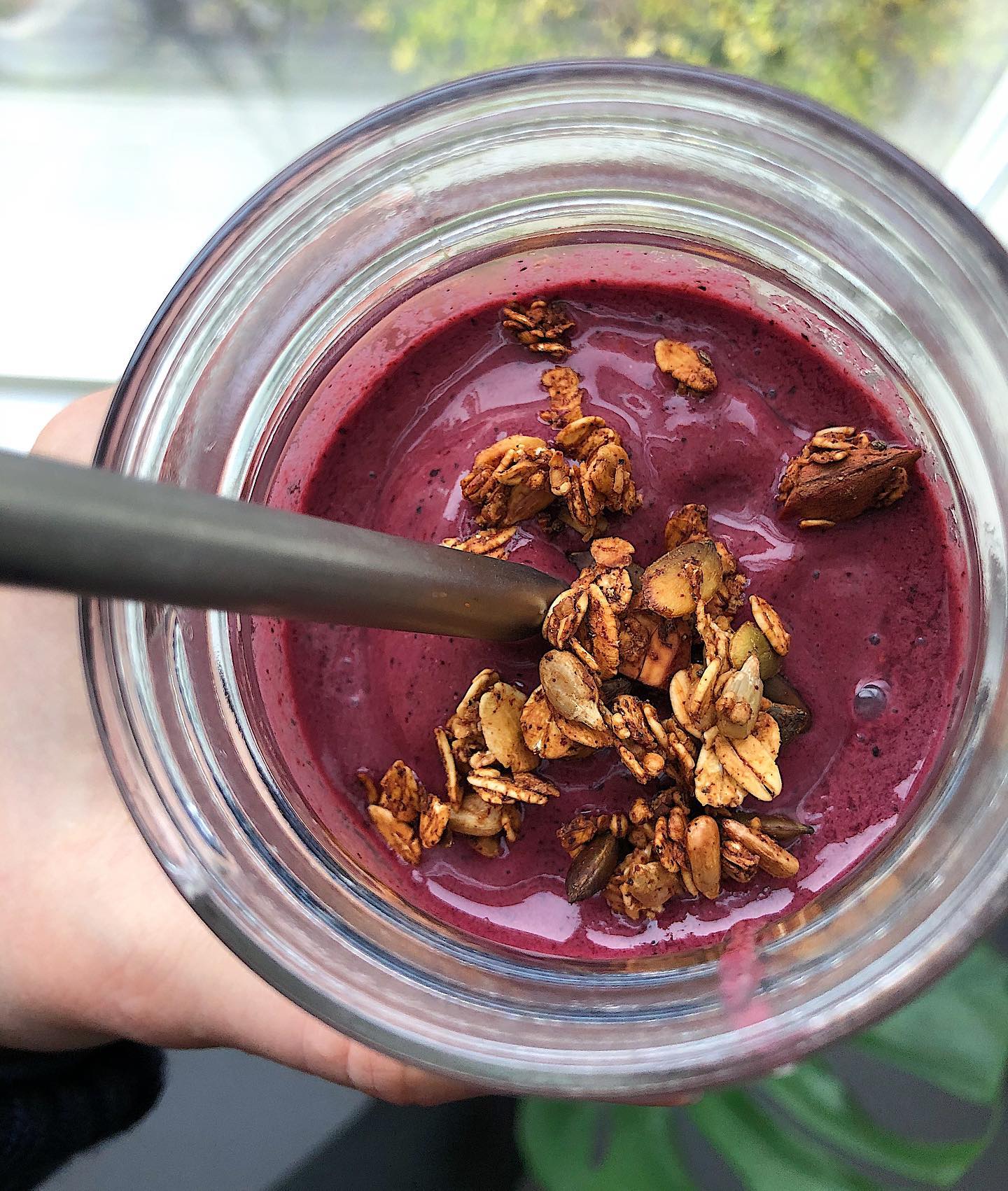 Healthy Berry Cacao Smoothie