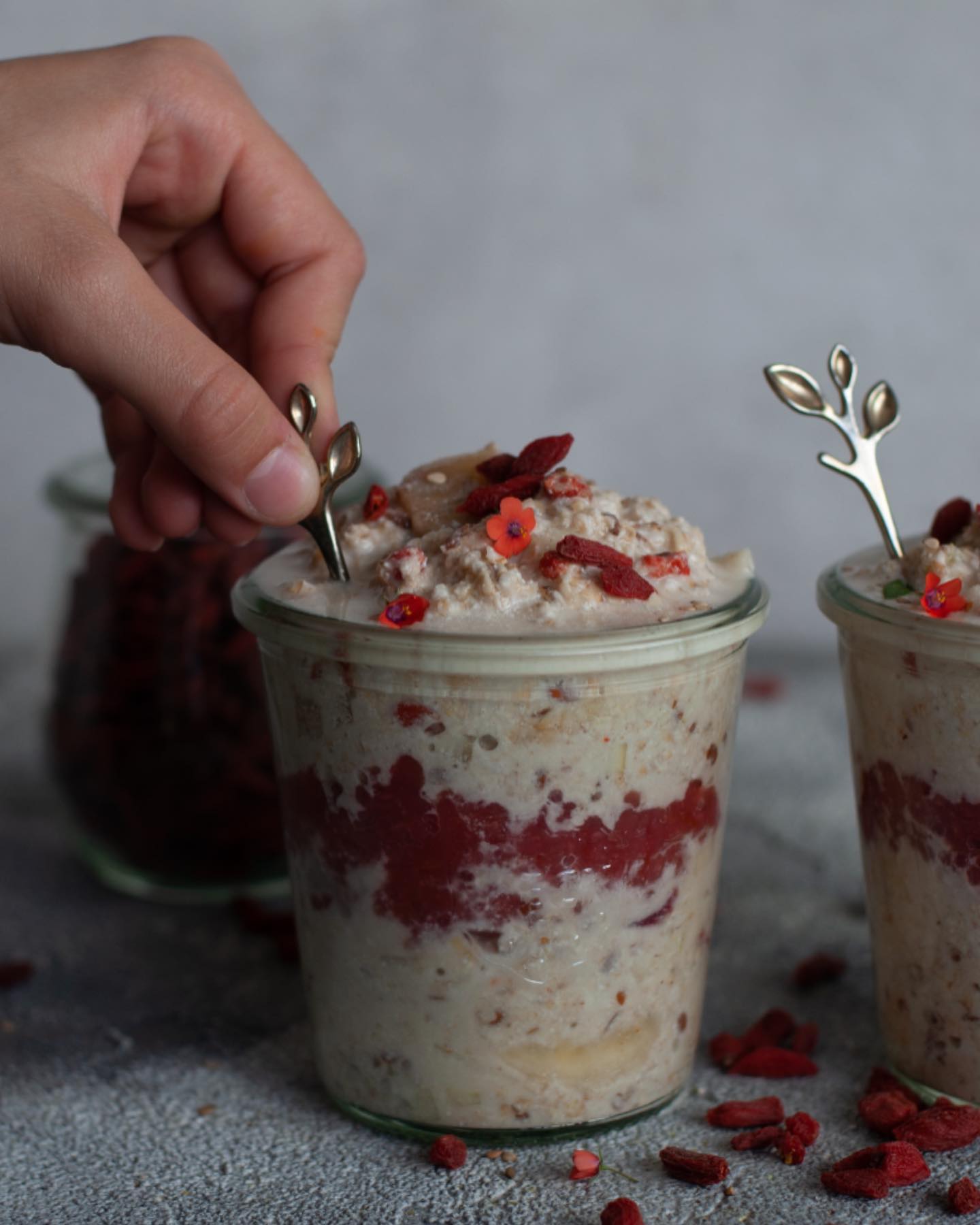 Goji Berries & Apple Overnight Oats (Bircher Muesli)