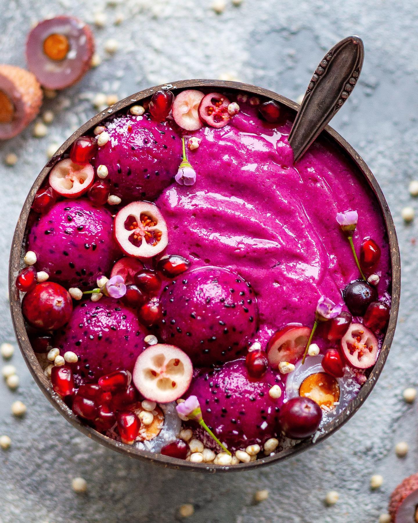 Pink Pitaya-Cranberry Nicecream with Recipe 🌸