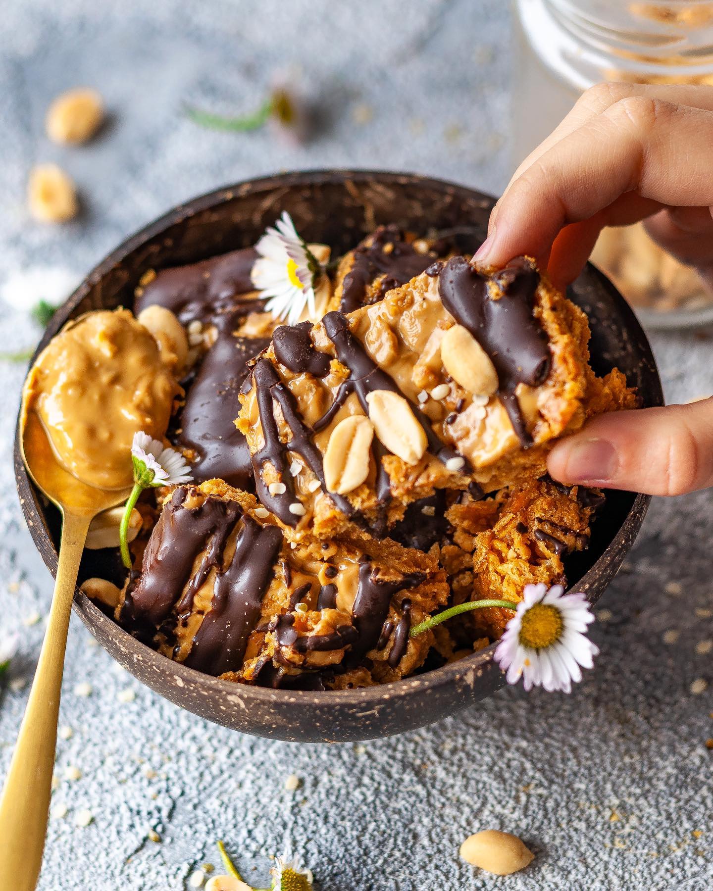 Crunchy Cornflakes Peanut Butter Chocolate Bars