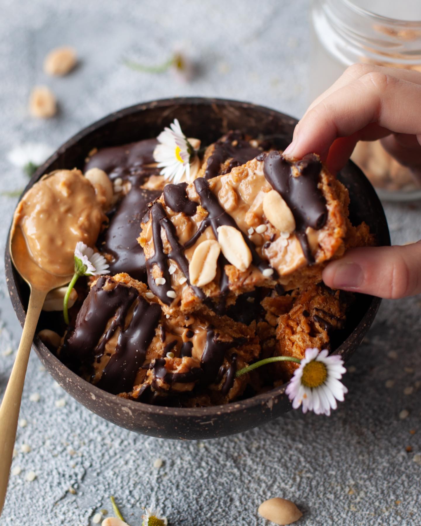 Crunchy Cornflakes Peanut Butter Chocolate Bars