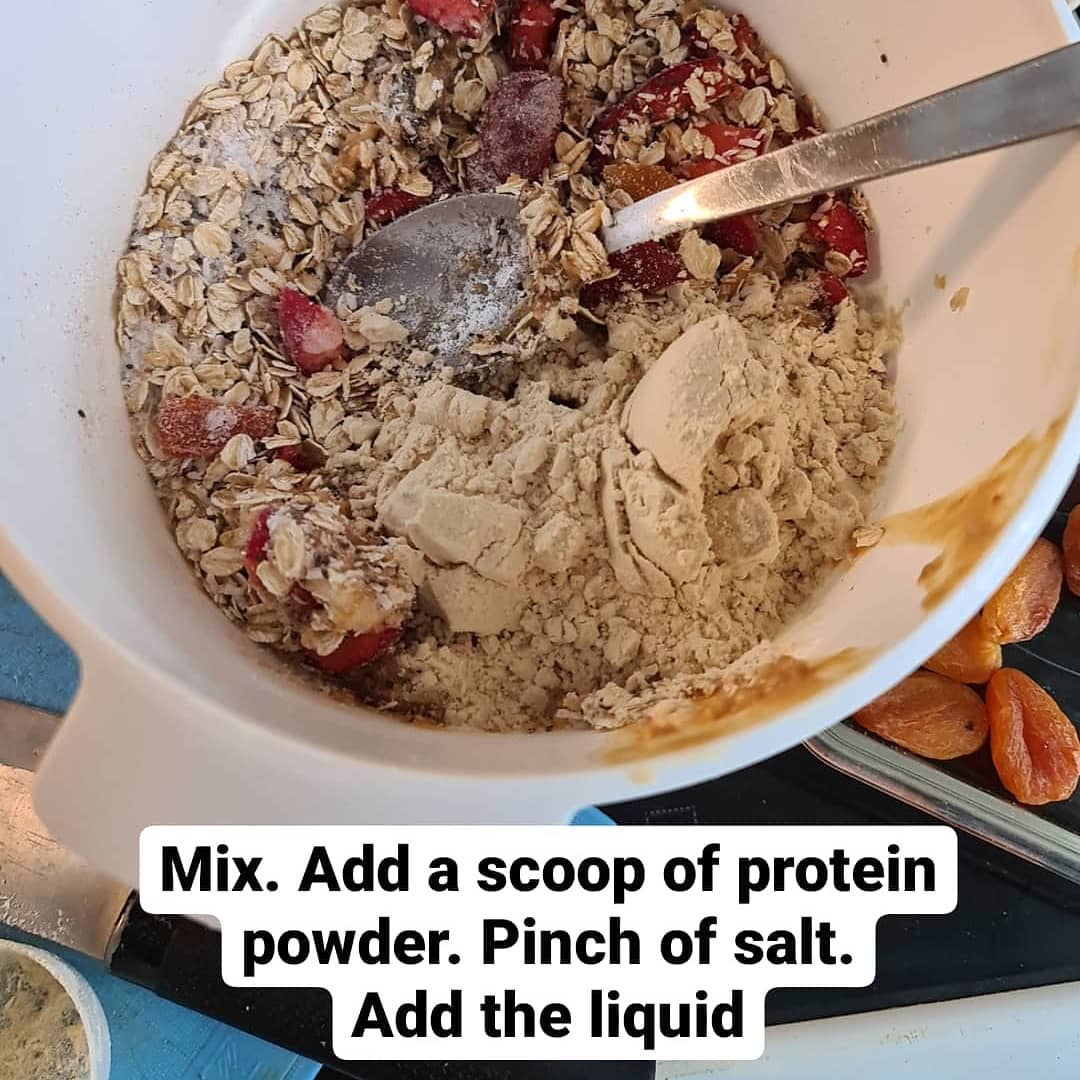 Apricot-Banana Baked Oatmeal