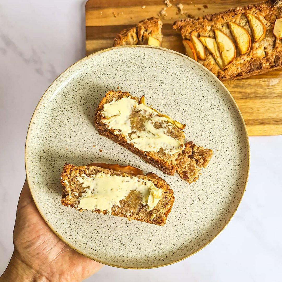 Easy Apple Bread Loaf