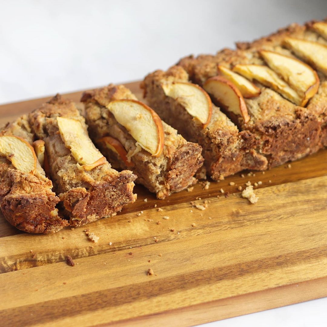 Easy Apple Bread Loaf