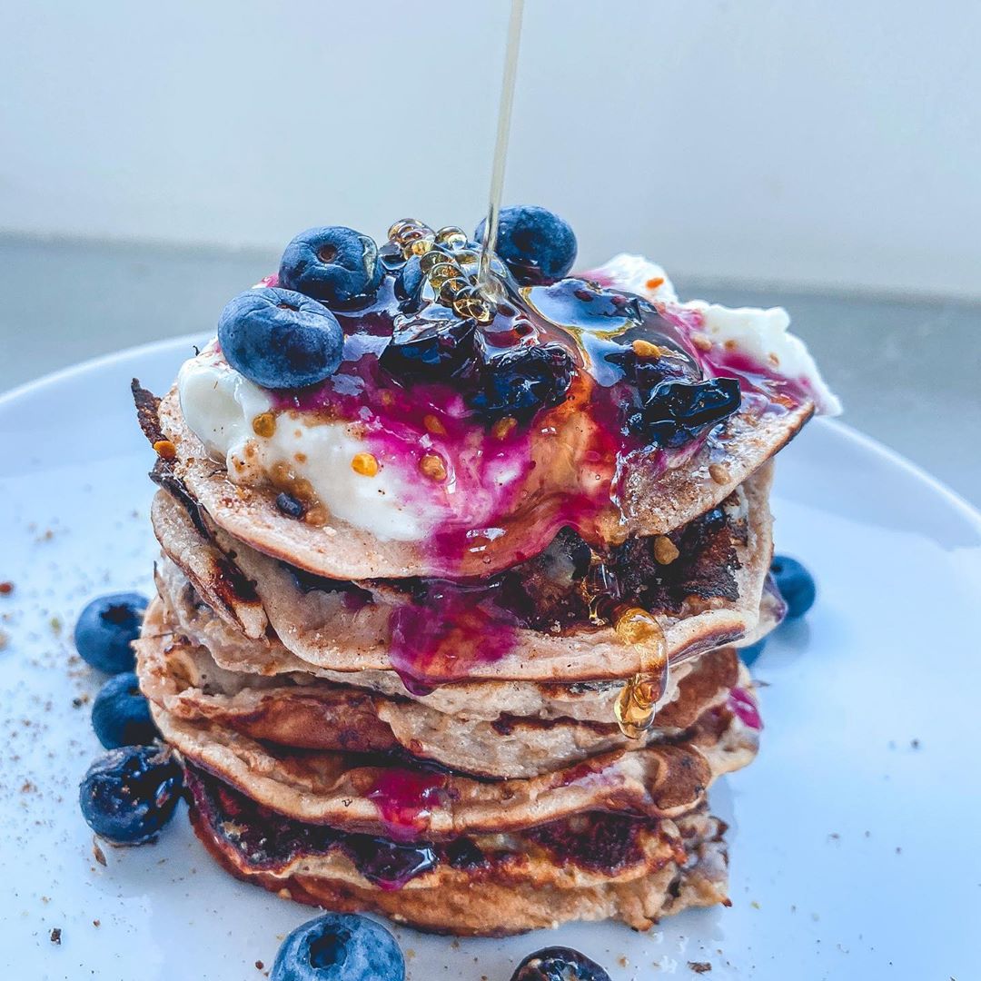 Blueberry Protein Pancakes with Banana and Oats
