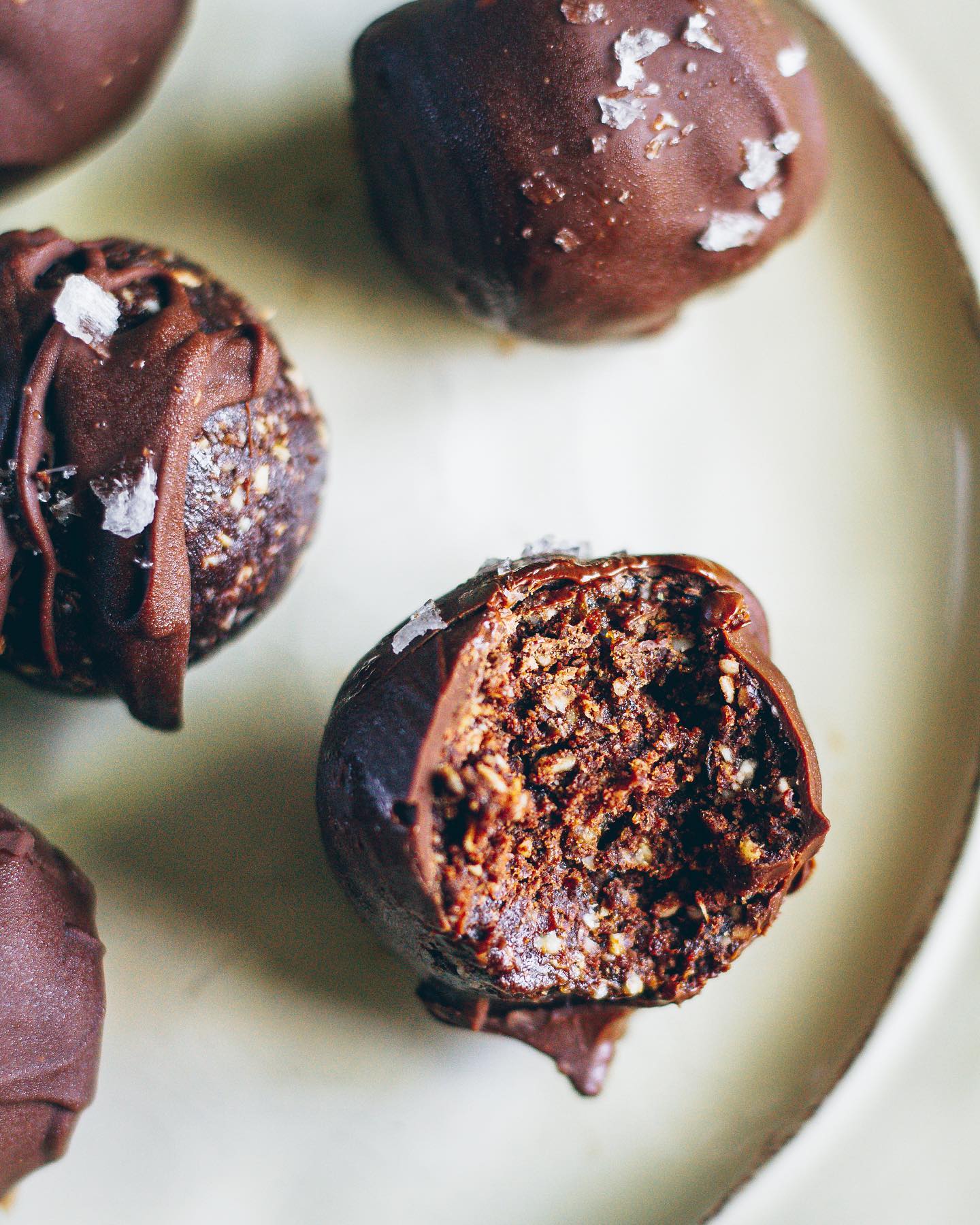 Double Chocolate Energy Bites