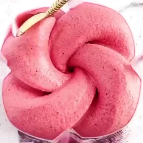 Swirly Berry Nice Cream Blend