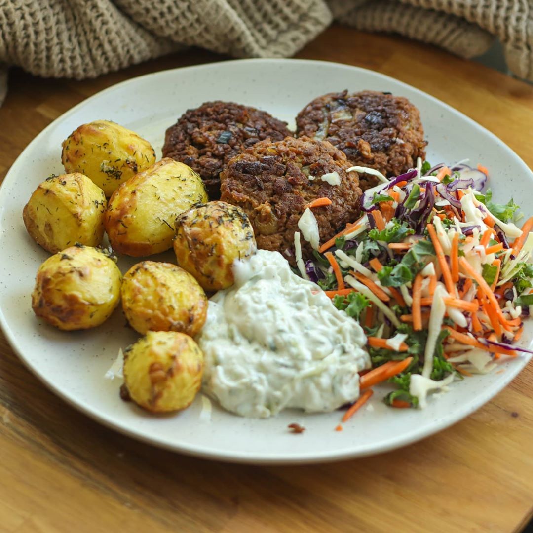 Easy Vegan Tzatziki with Roasted Potatoes