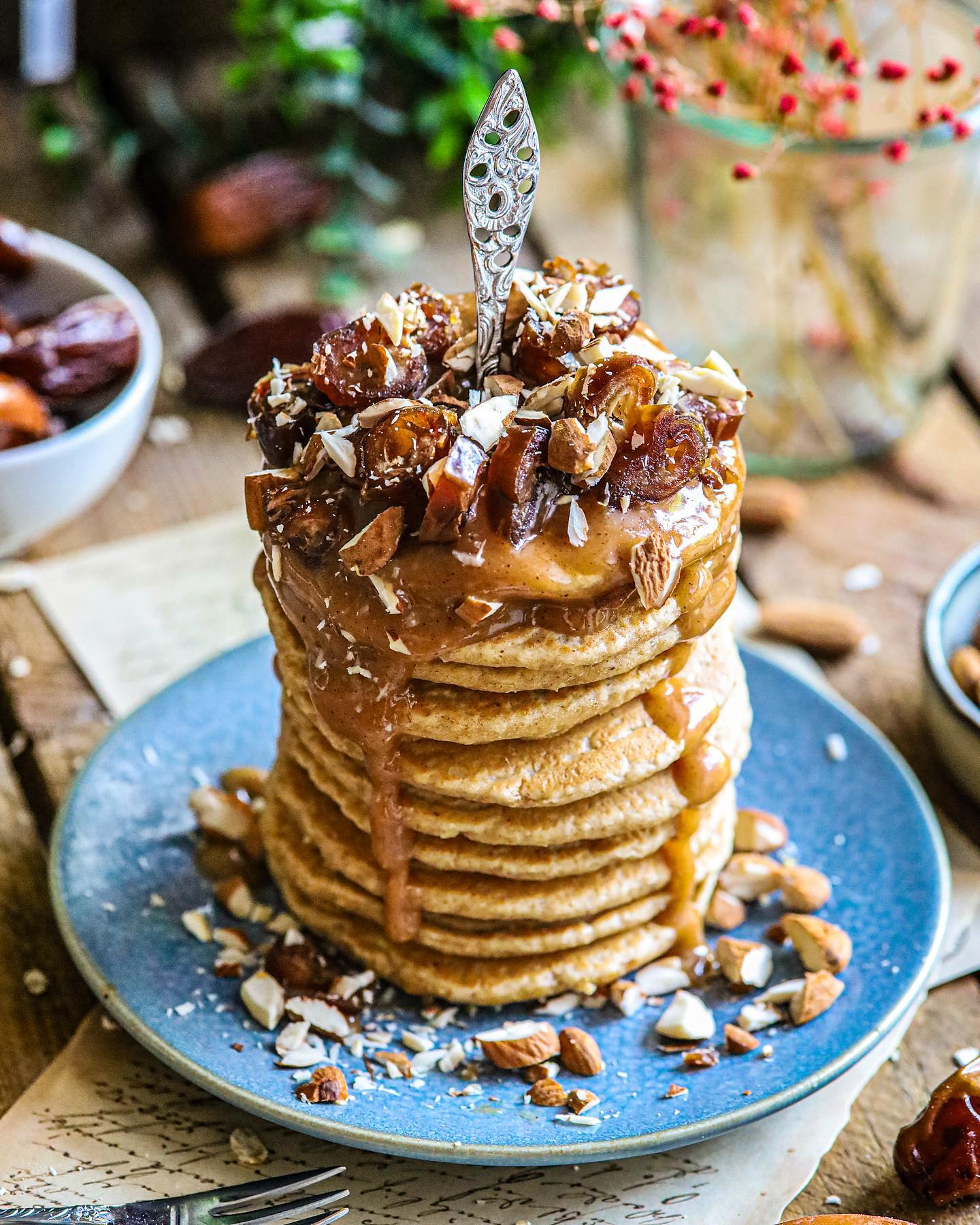 Easy Vegan Salted Caramel Pancakes