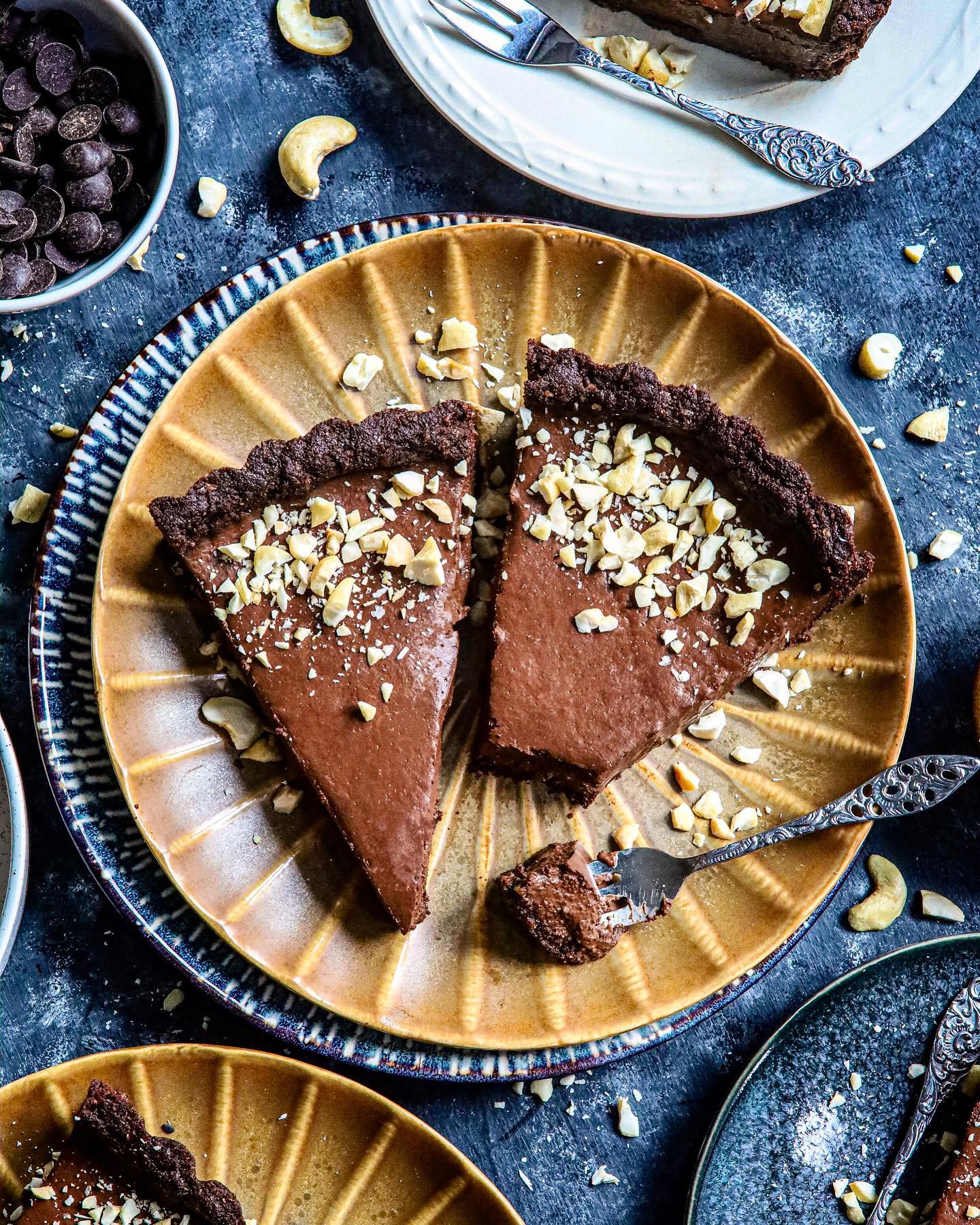 Vegan Chocolate Cashew Cheesecake