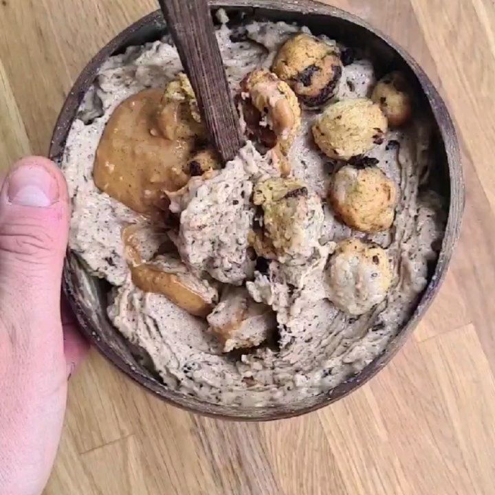 Snickers/cookie Dough Nicecream