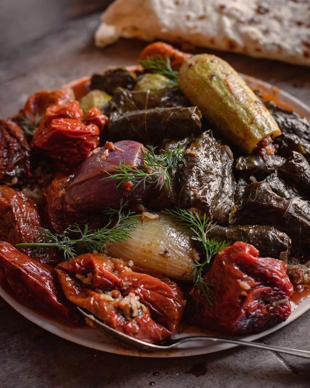 Kurdish Aprax / Dolma Recipe: Stuffed Veggies by @Legallyplantbased