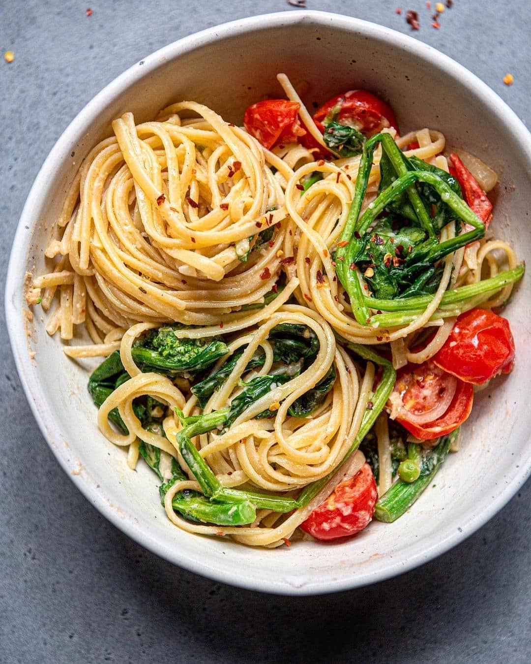 White Bean Hummus Pasta Bowl