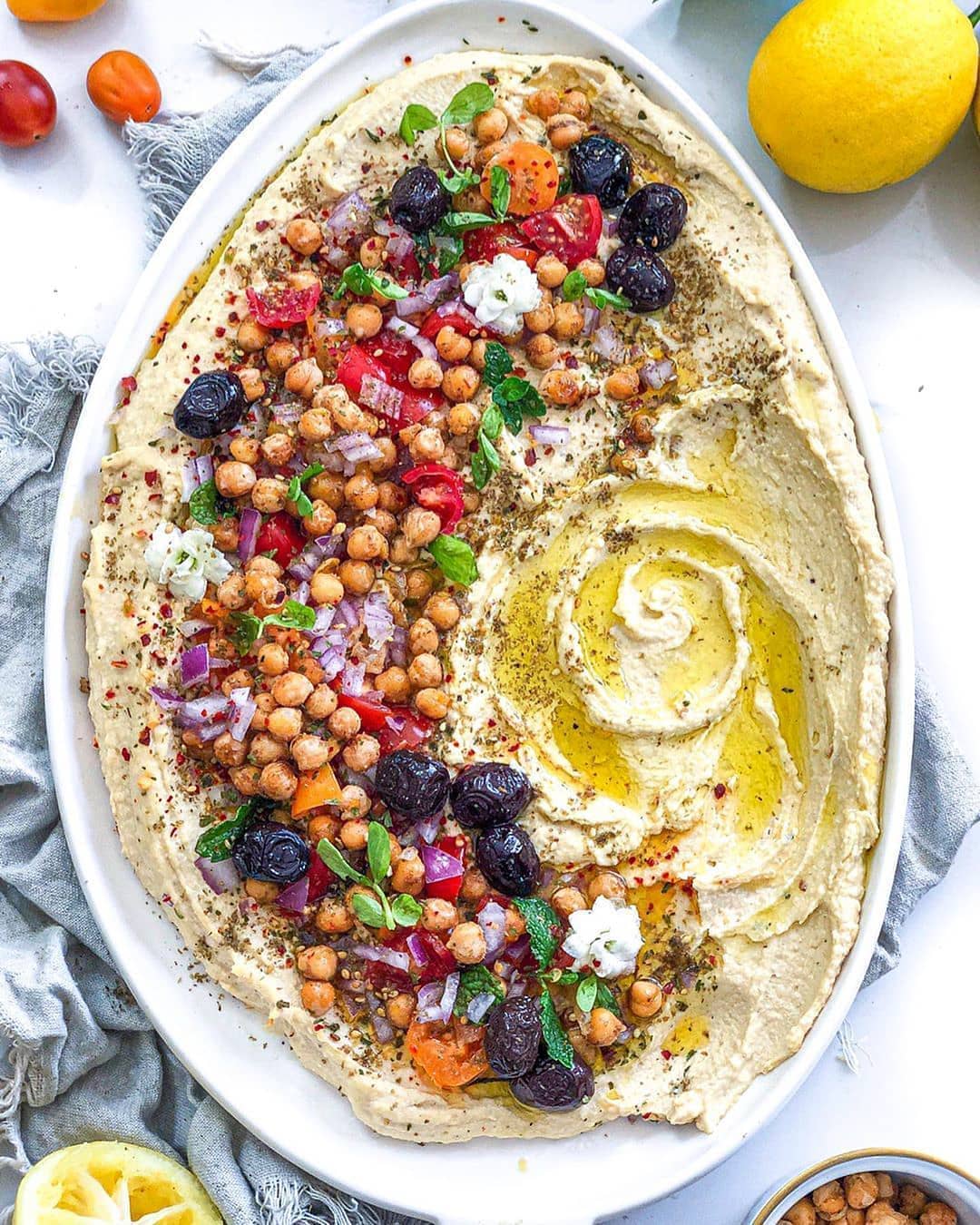 Classic Creamy Hummus with Garnishes