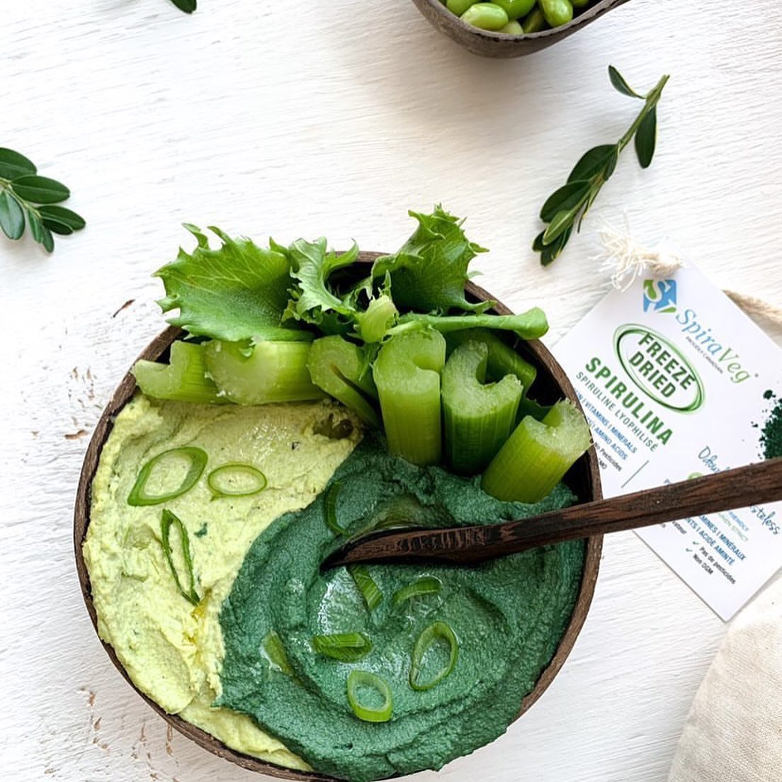 Edamame & Spirulina Hummus